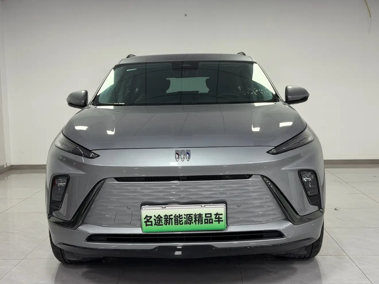 Buick E5  из Китая