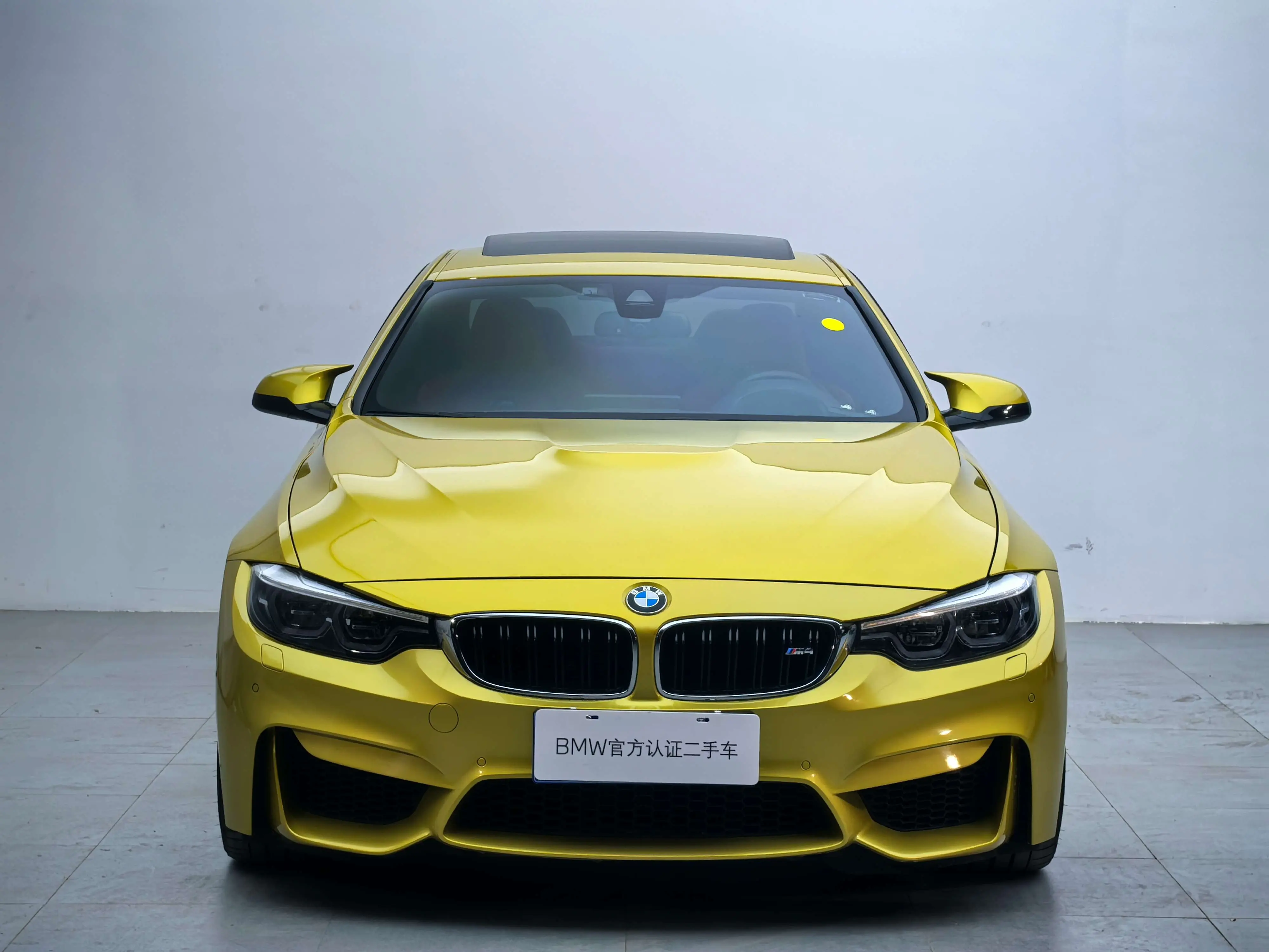BMW M4  из Китая