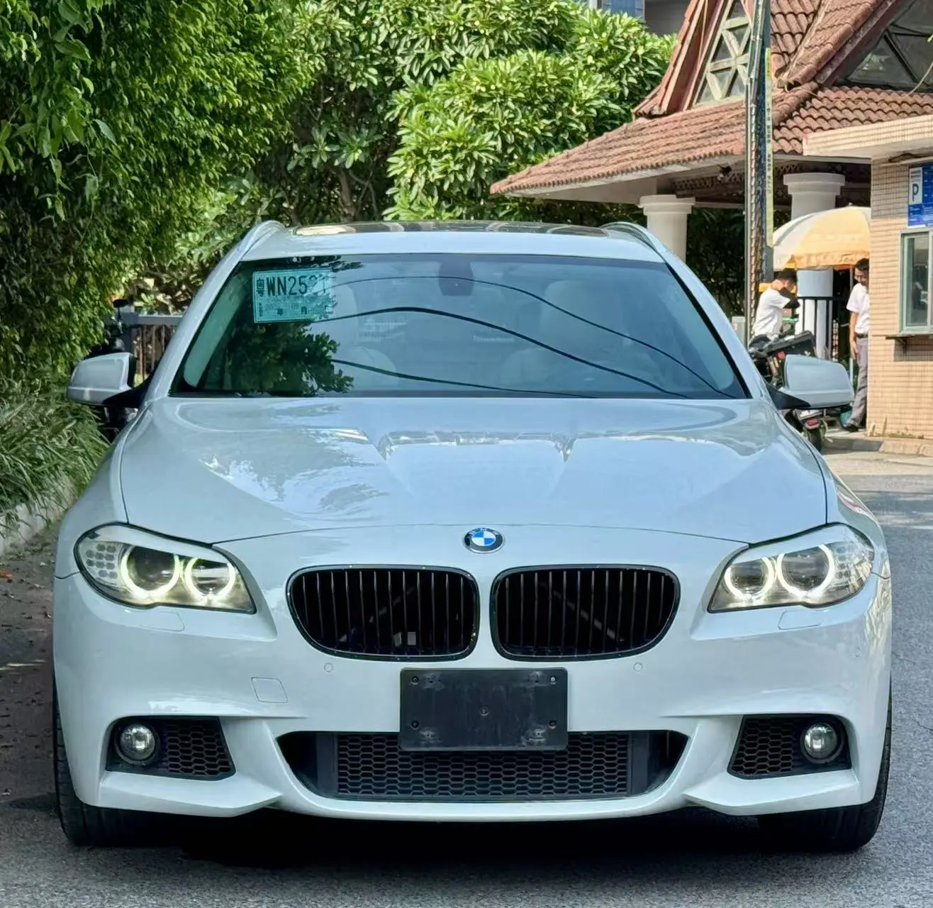 BMW 5 Series (imported)  из Китая