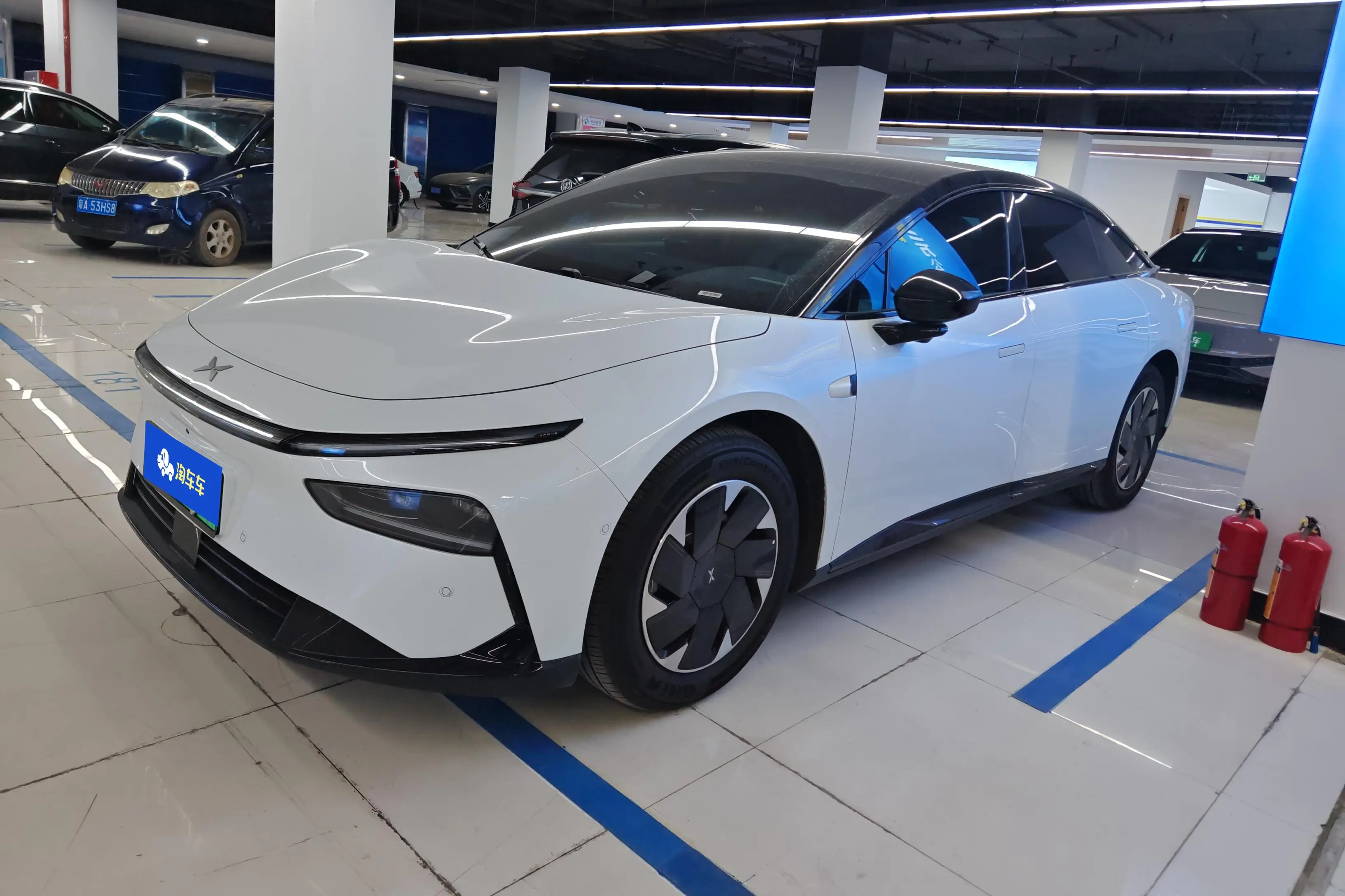 Xpeng P7+  из Китая