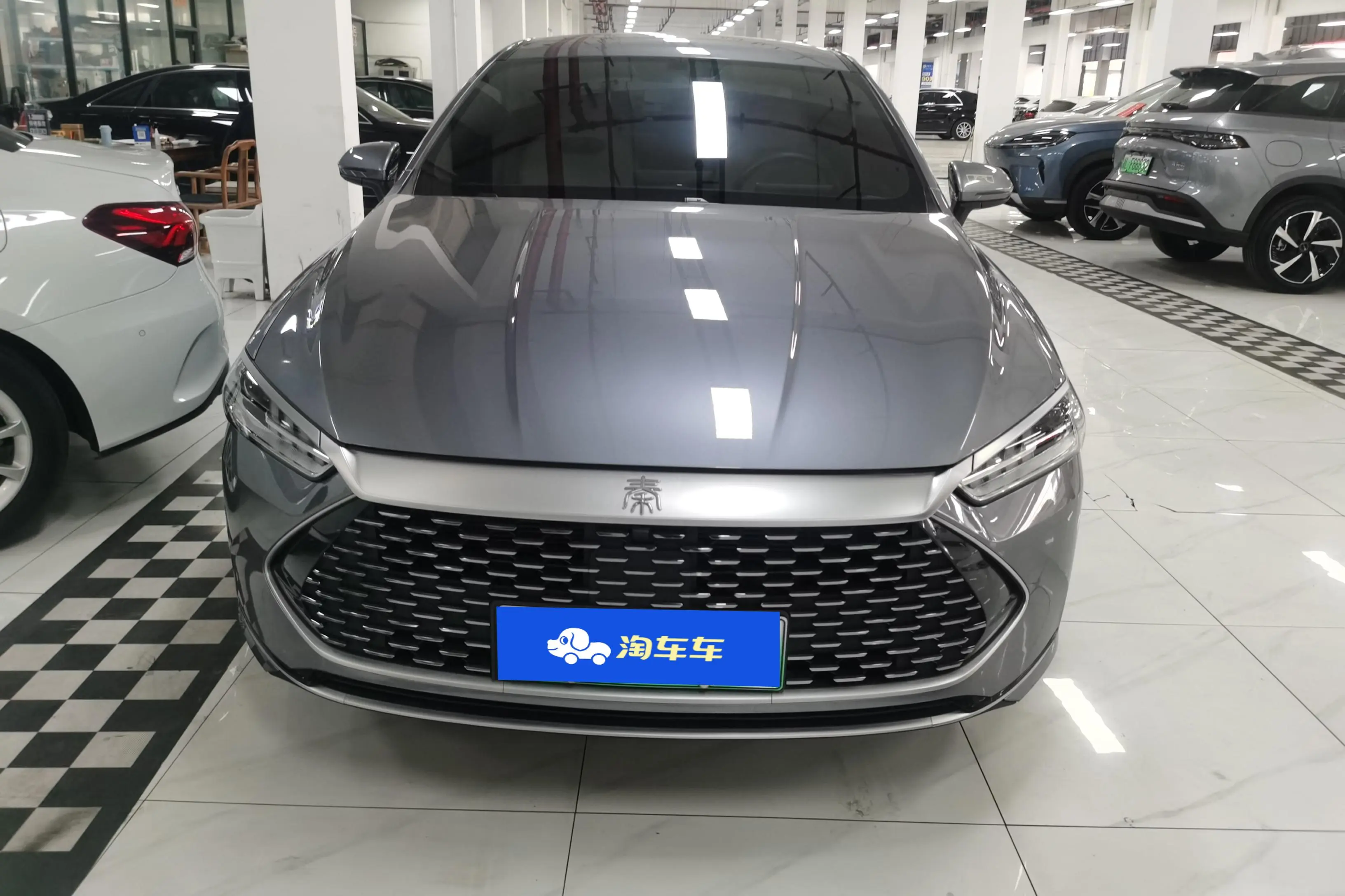 BYD Qin PLUS DM  из Китая