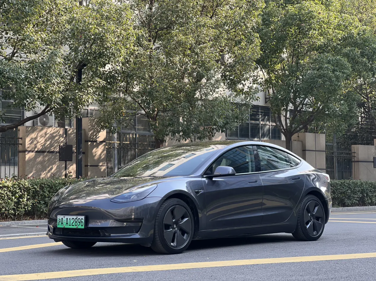 Tesla Model 3  из Китая