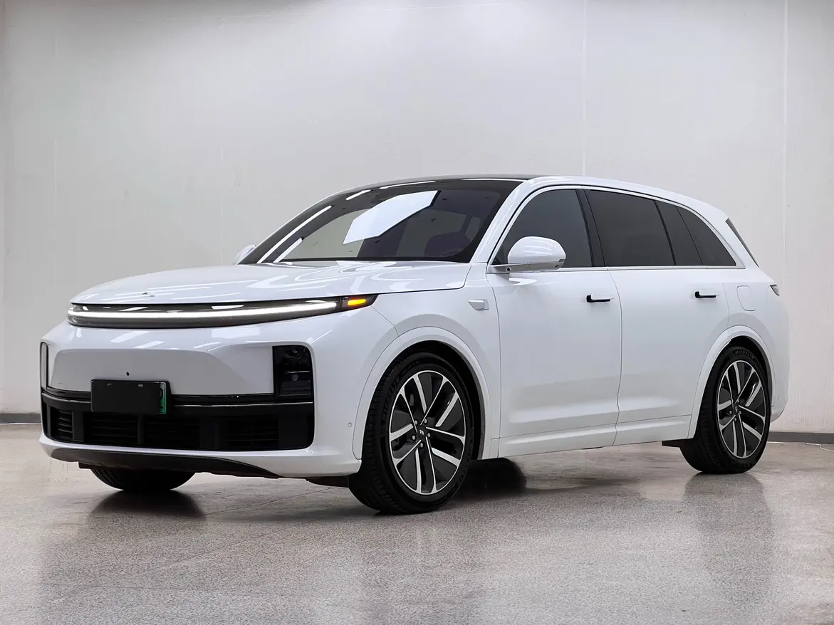 Li L7 (Ideal L7)  из Китая