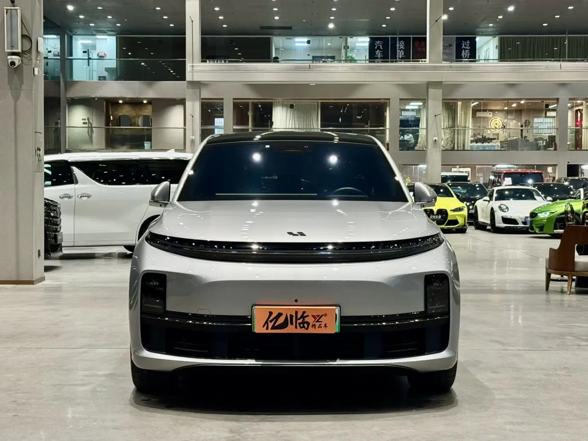 Li L7 (Ideal L7)  из Китая