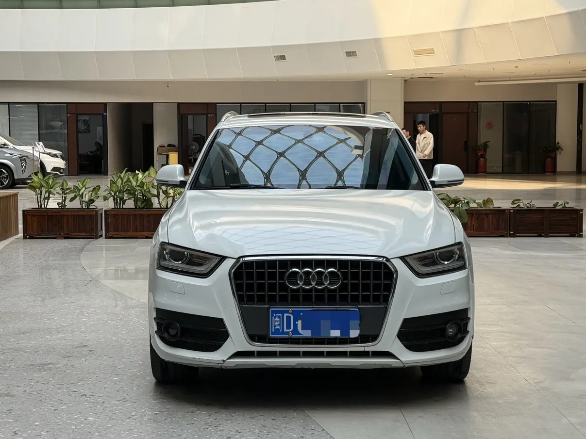 Audi Q3  из Китая