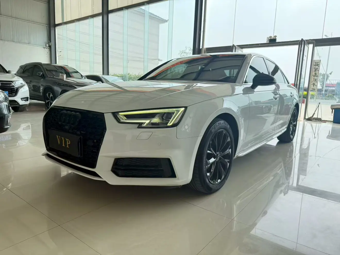 Audi A4L  из Китая