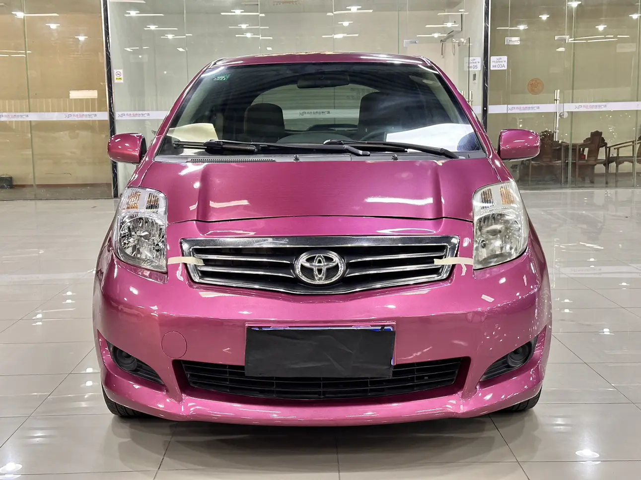 Toyota Yaris  из Китая