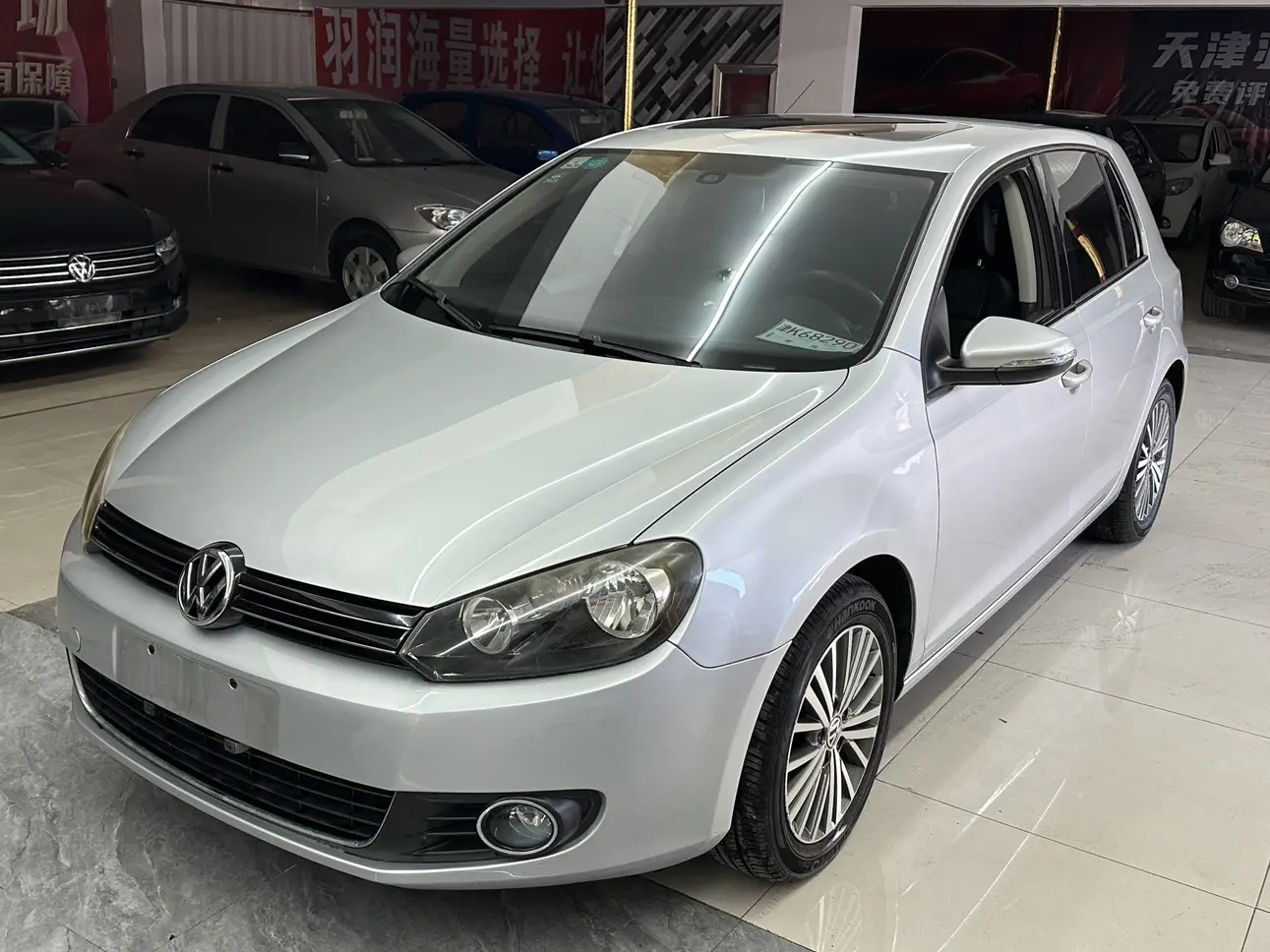 Volkswagen Golf  из Китая