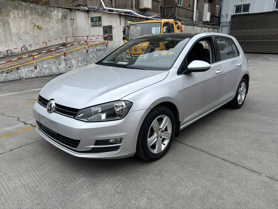 Volkswagen Golf  из Китая