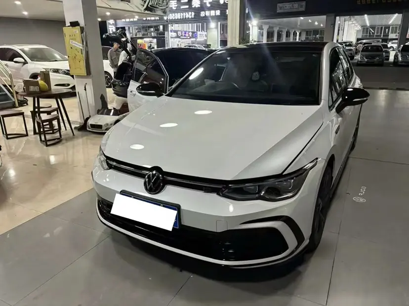 Volkswagen Golf  из Китая