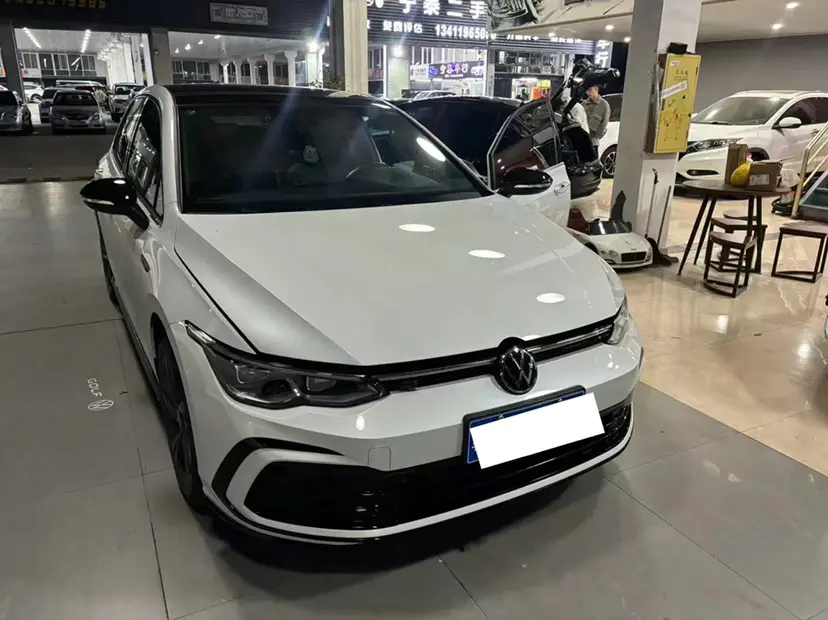 Volkswagen Golf  из Китая