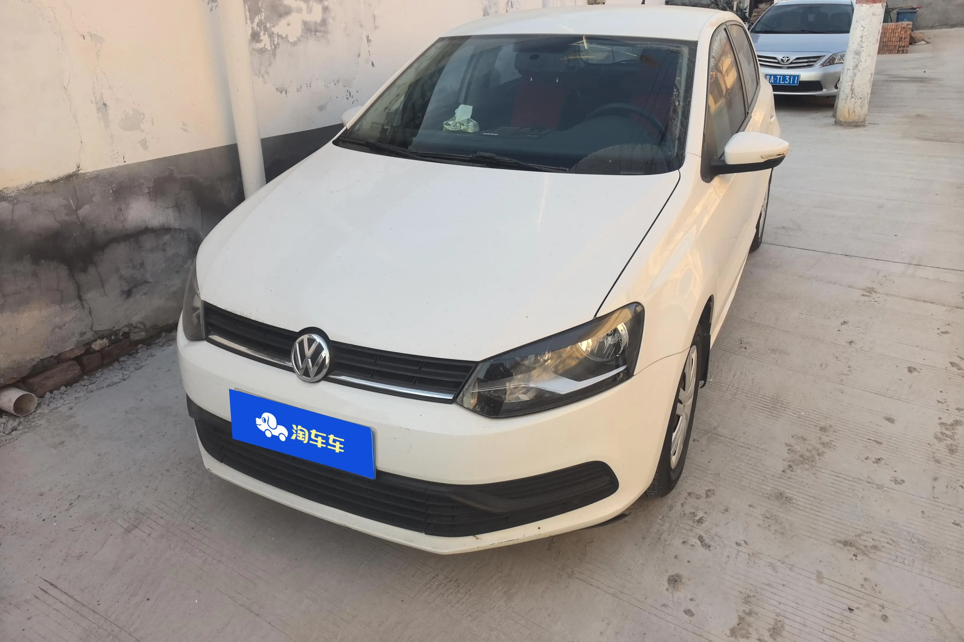 Volkswagen Polo  из Китая