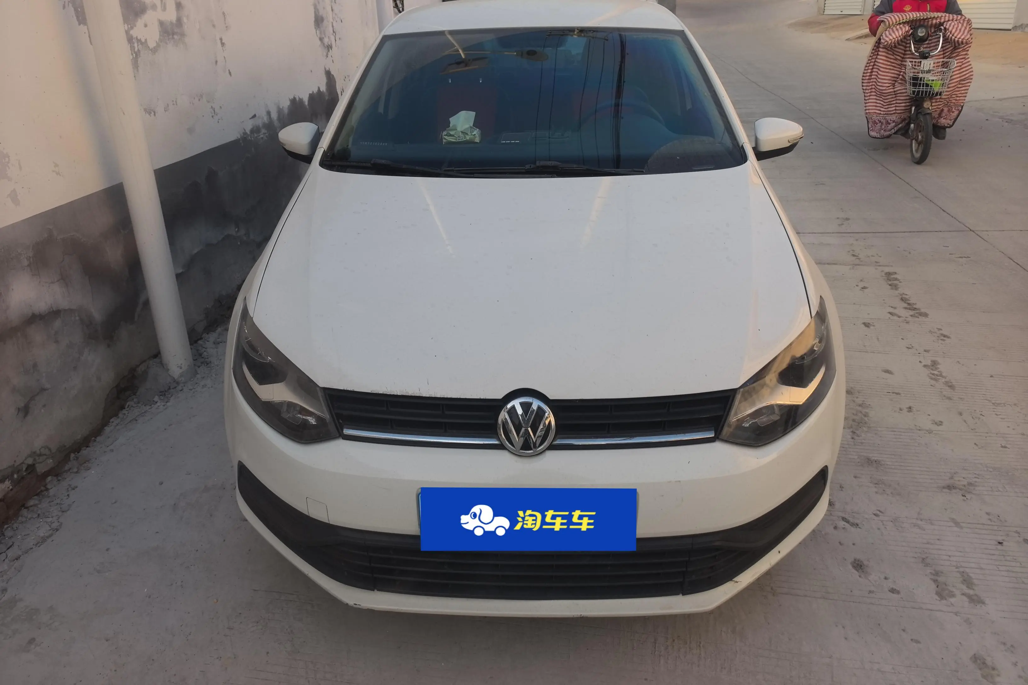 Volkswagen Polo  из Китая