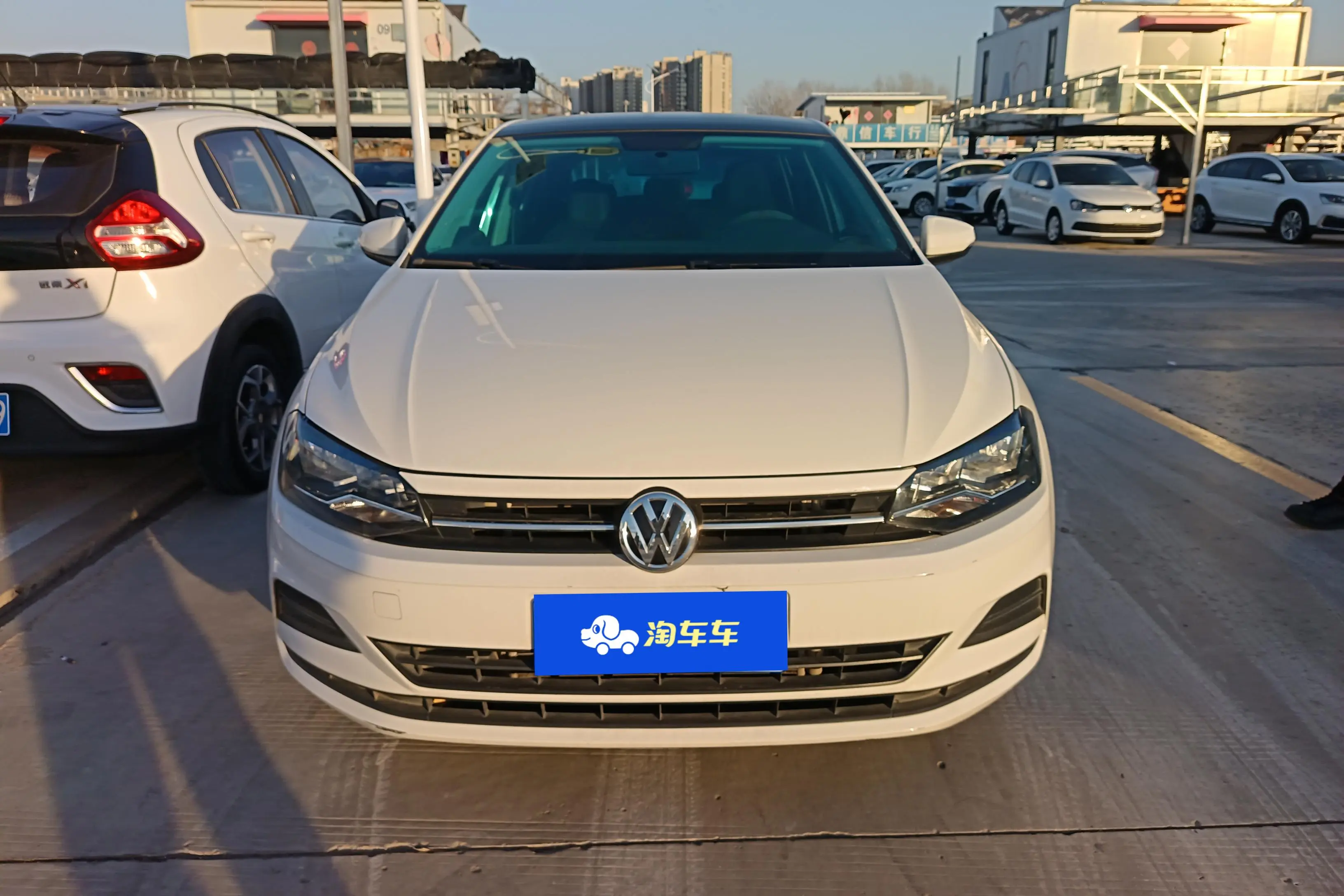 Volkswagen Polo  из Китая