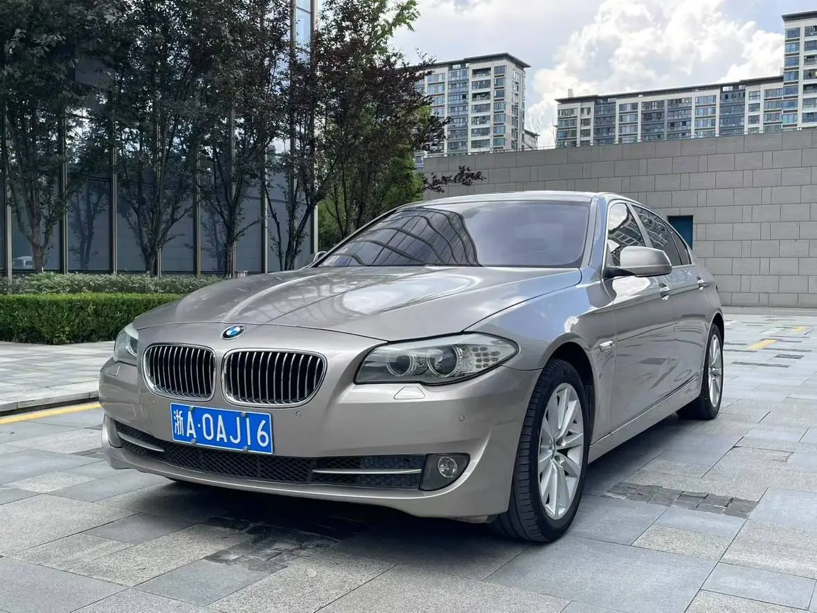 BMW 5 Series  из Китая