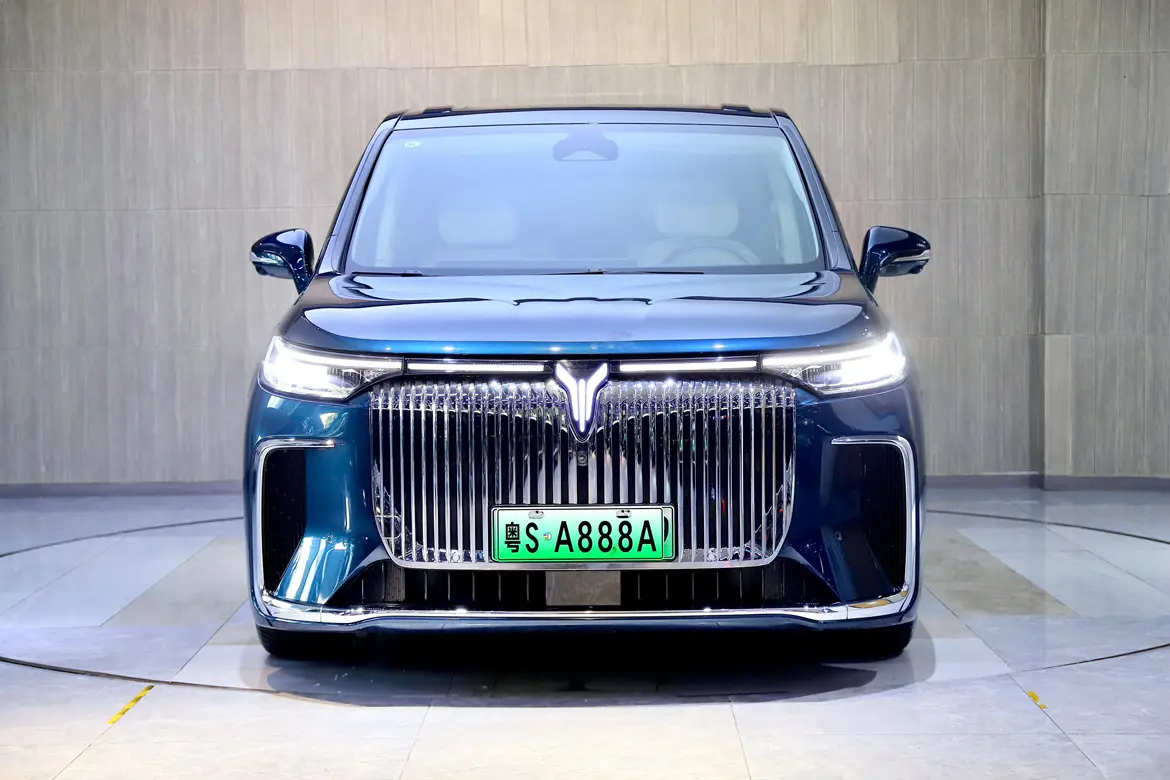 Voyah Lantu Dreamer PHEV  из Китая