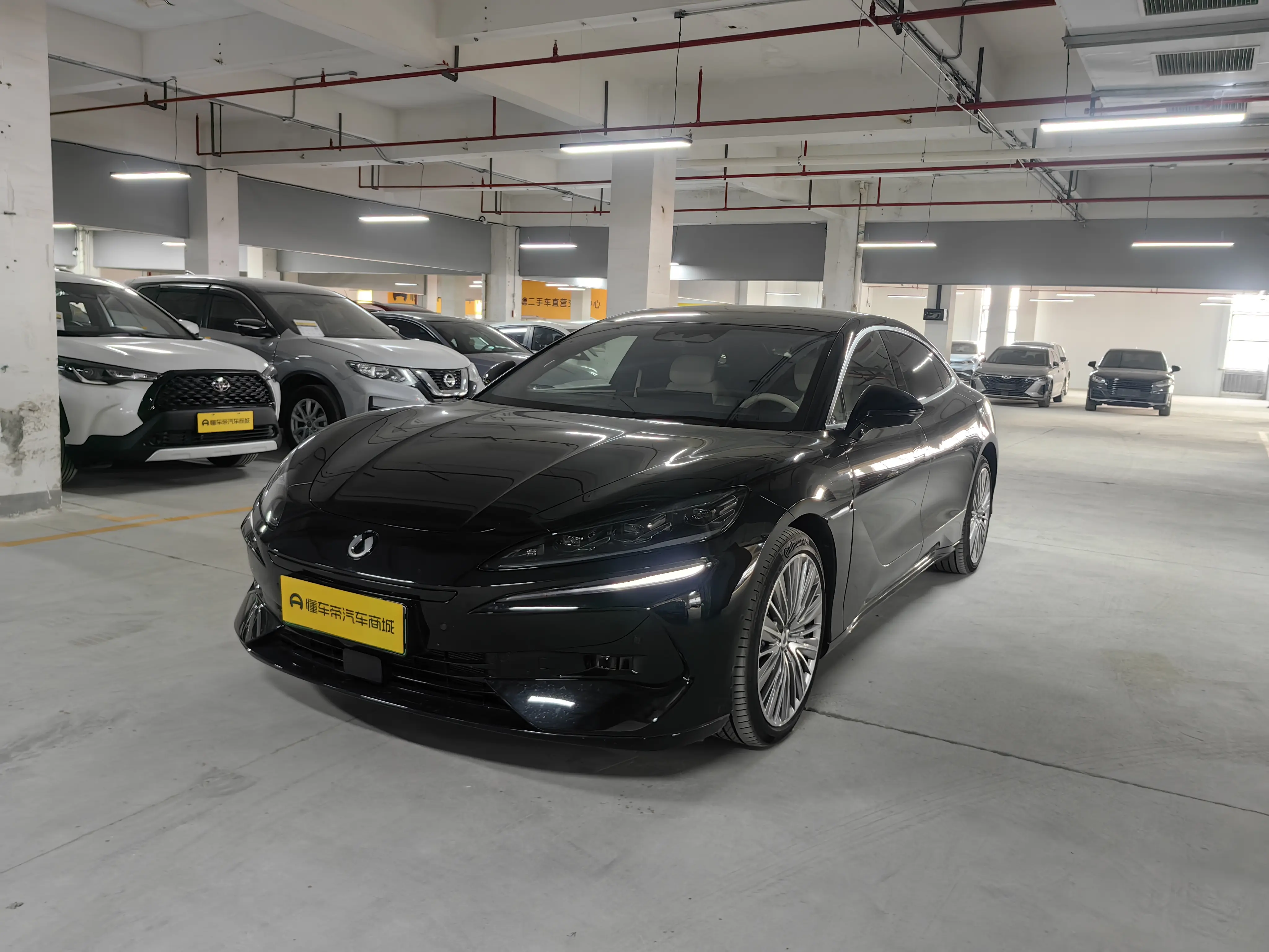 Denza Tengzhong Z9 DM  из Китая