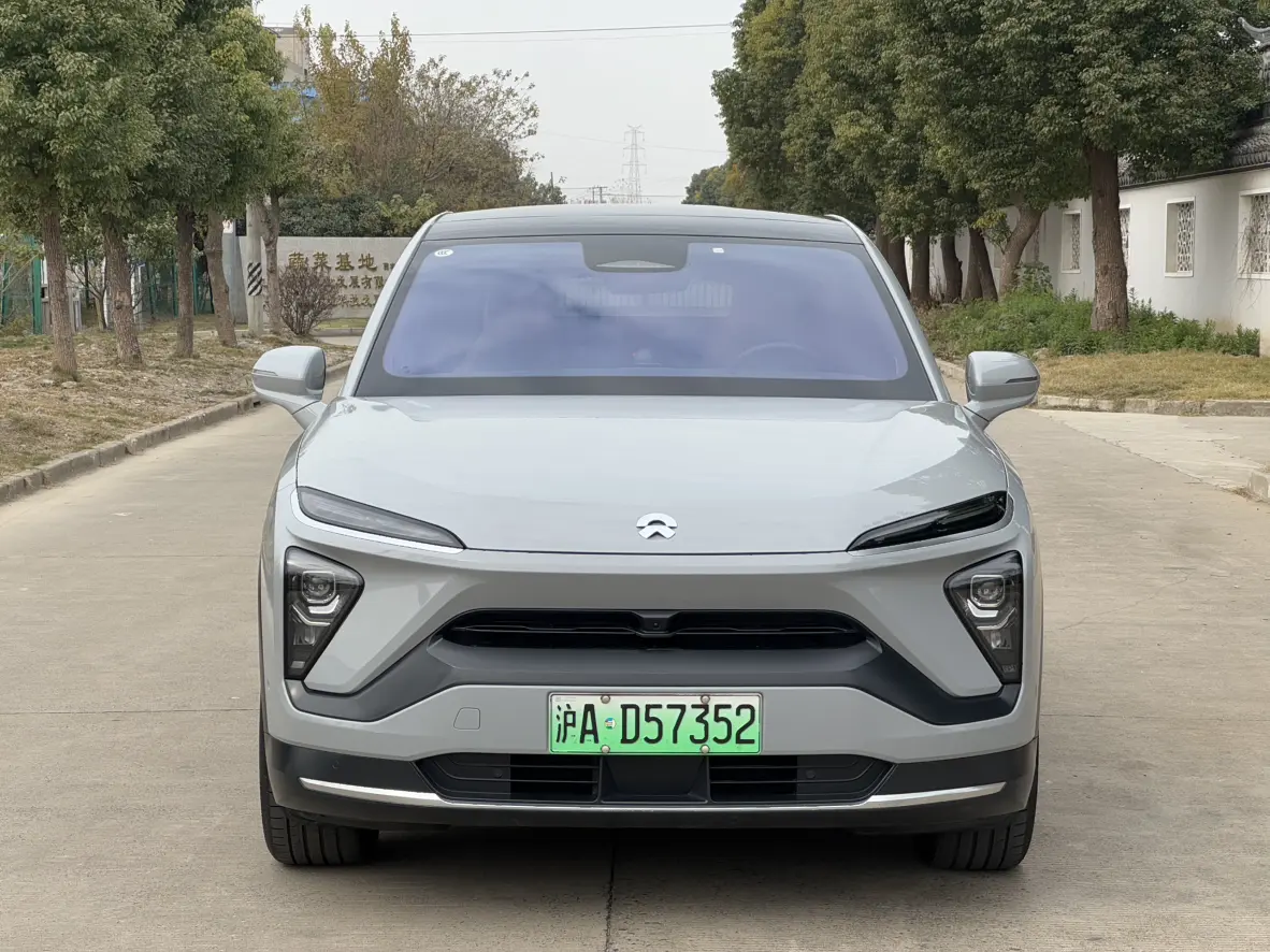 NIO EC6  из Китая