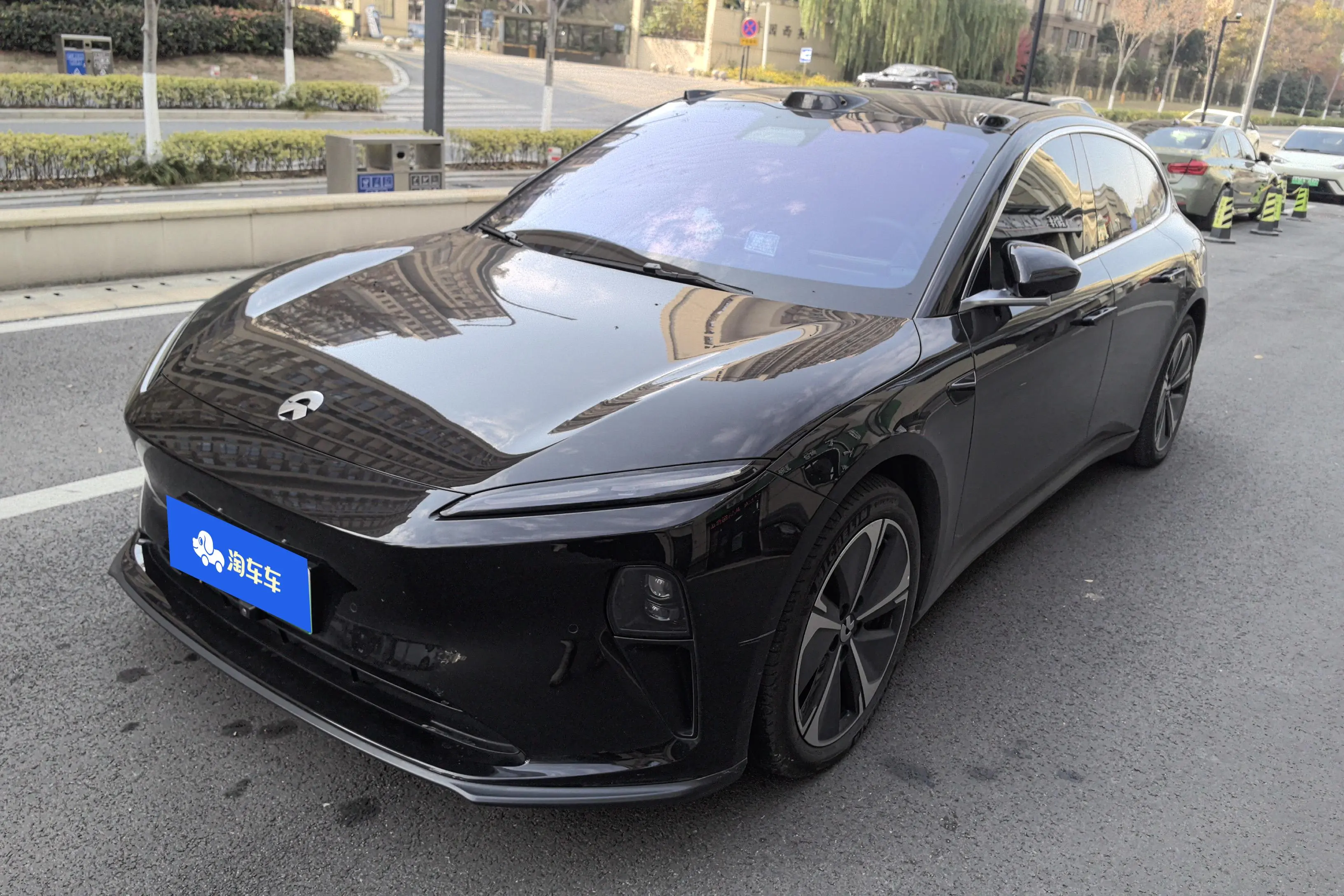 NIO ET5T  из Китая