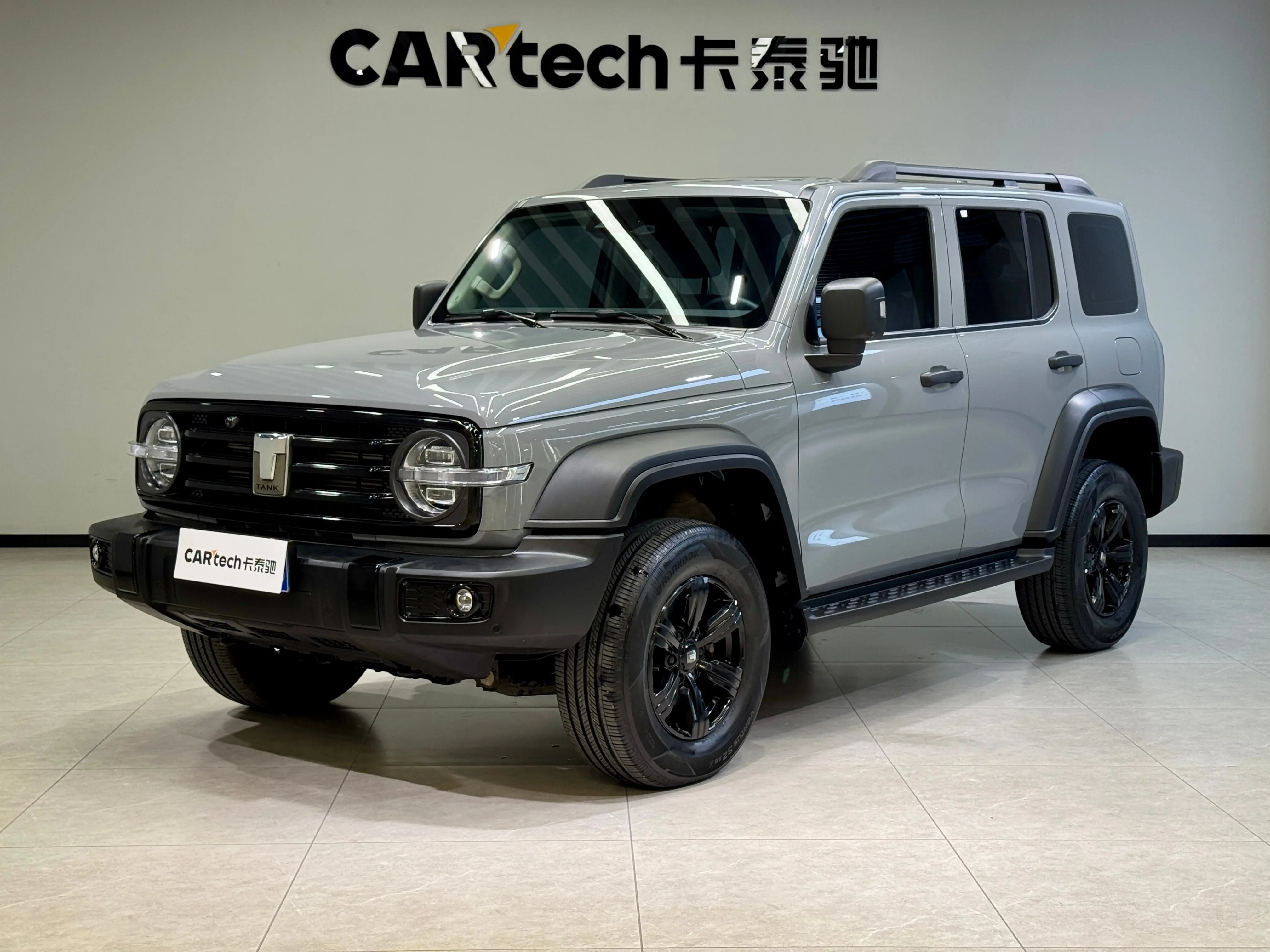 Tank 300  из Китая