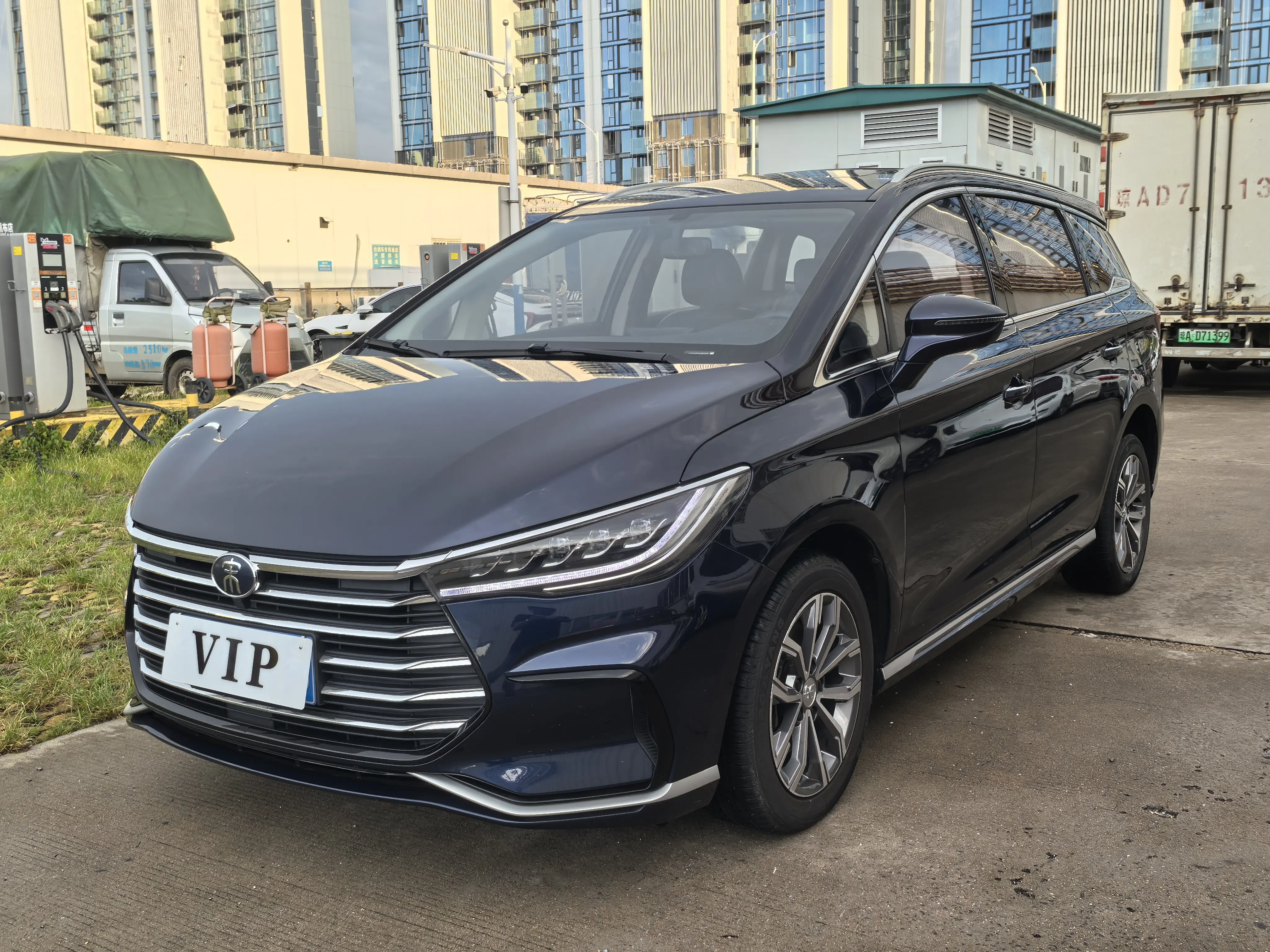 BYD Song MAX  из Китая