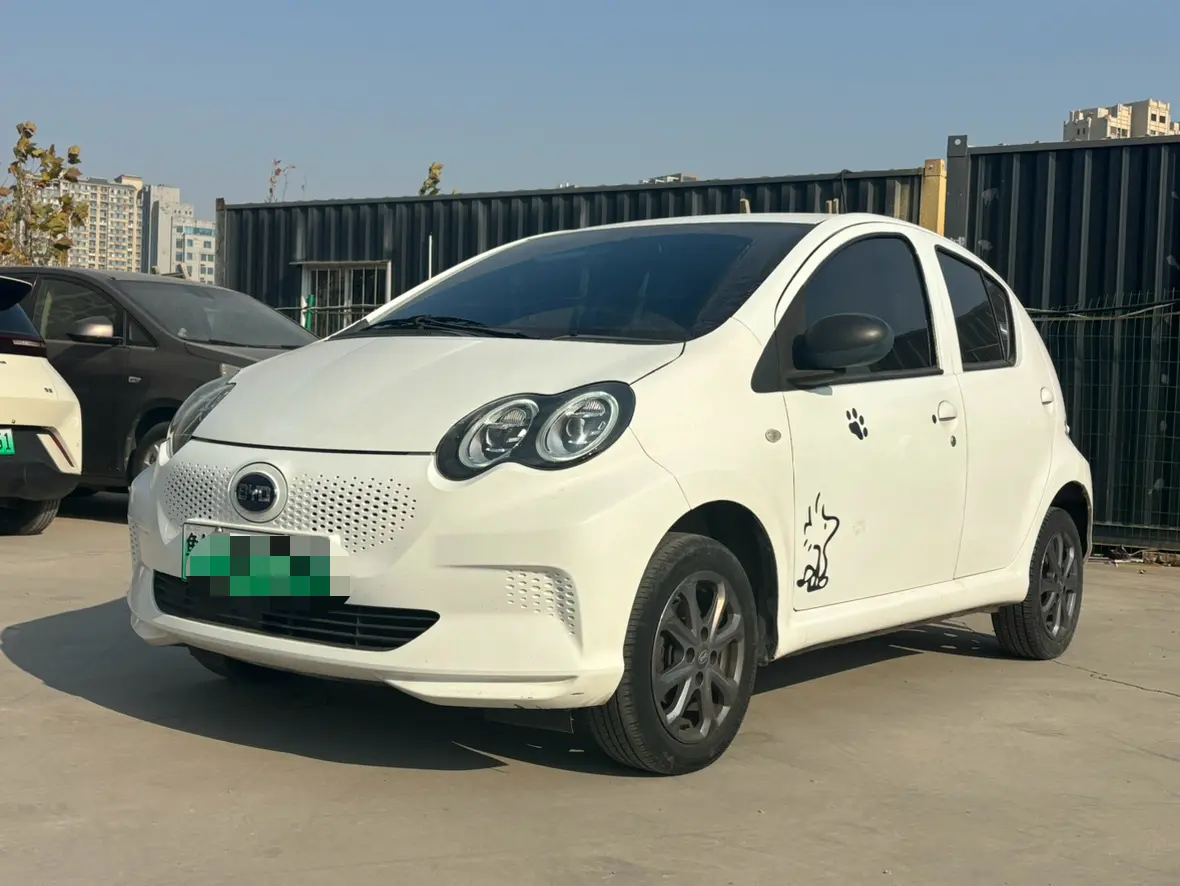 BYD e1  из Китая