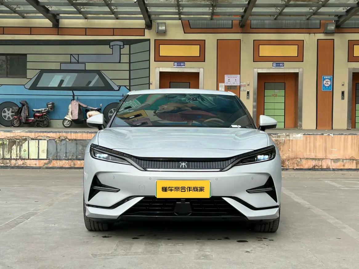 BYD Song L EV  из Китая