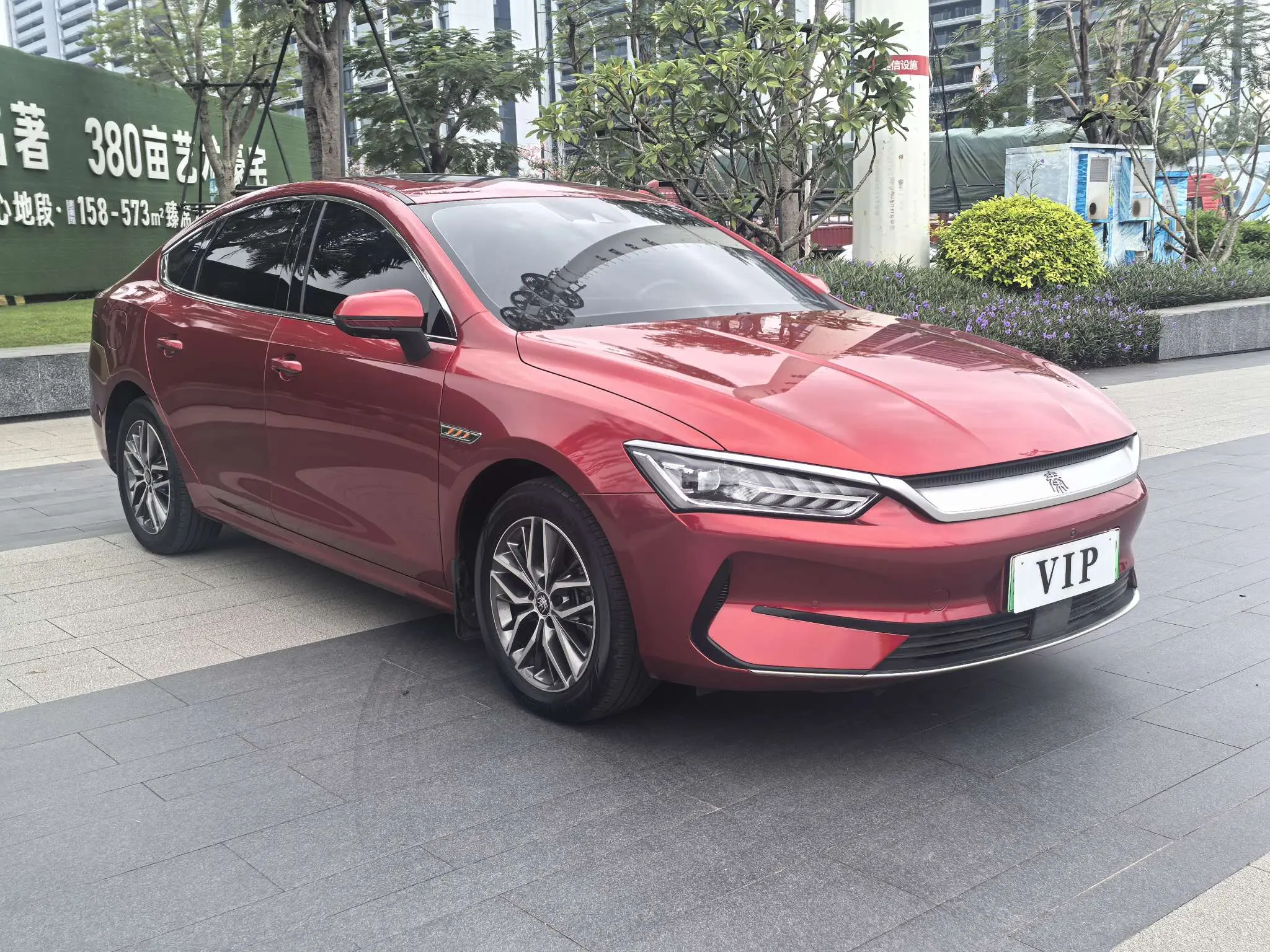 BYD Qin PLUS EV  из Китая