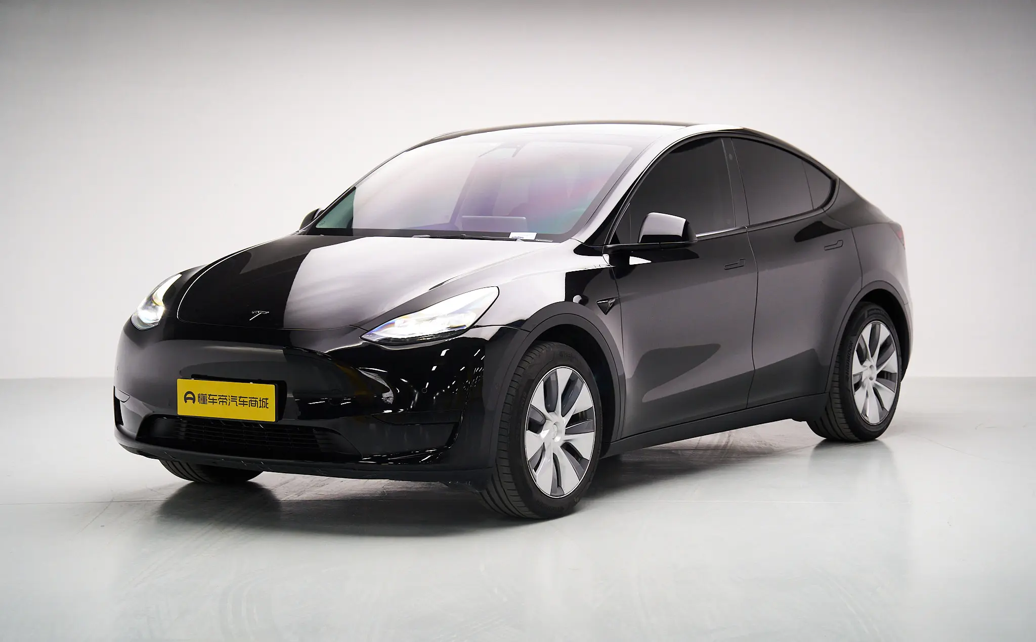 Tesla Model Y  из Китая