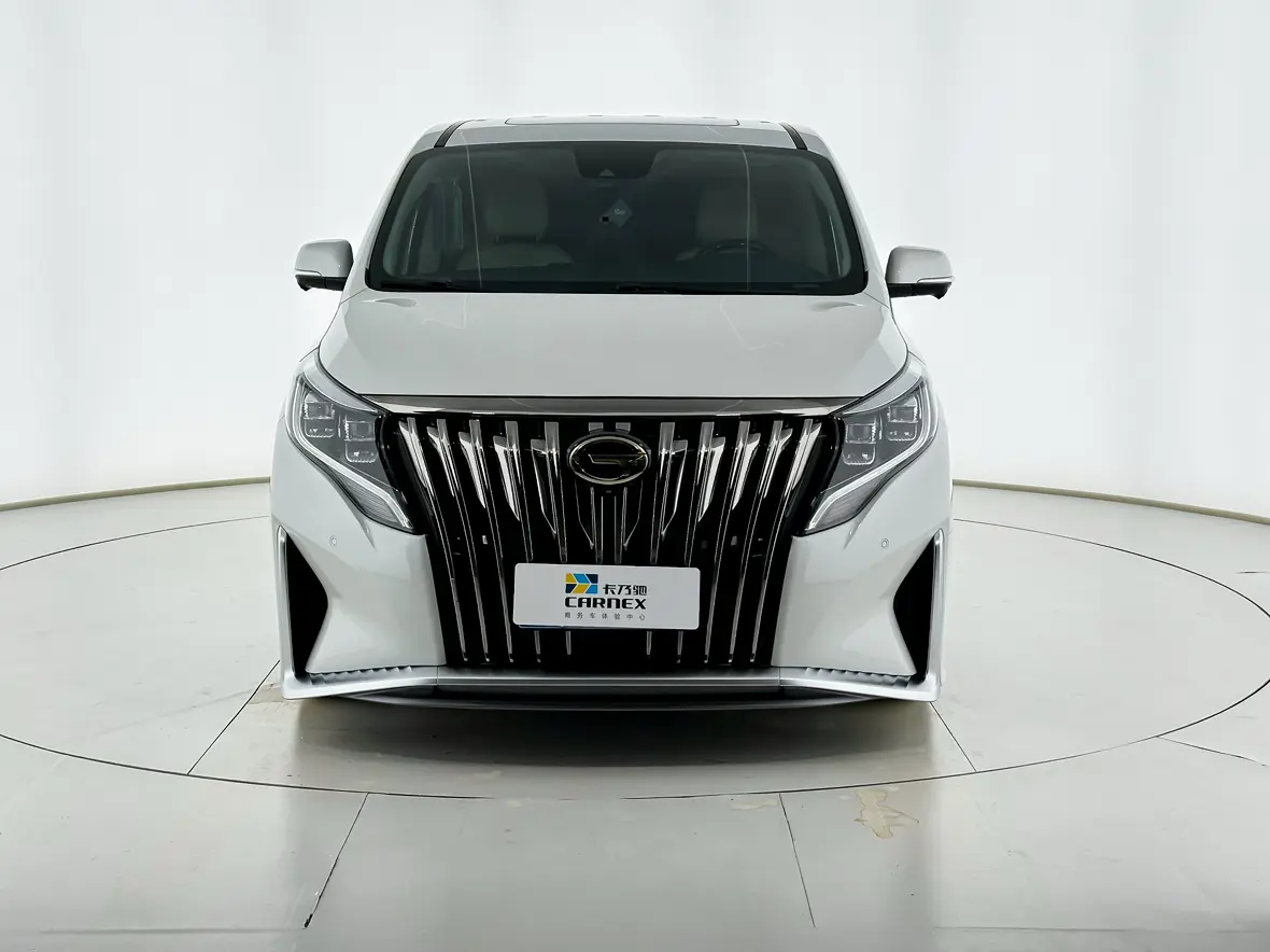 GAC Trumpchi M8  из Китая