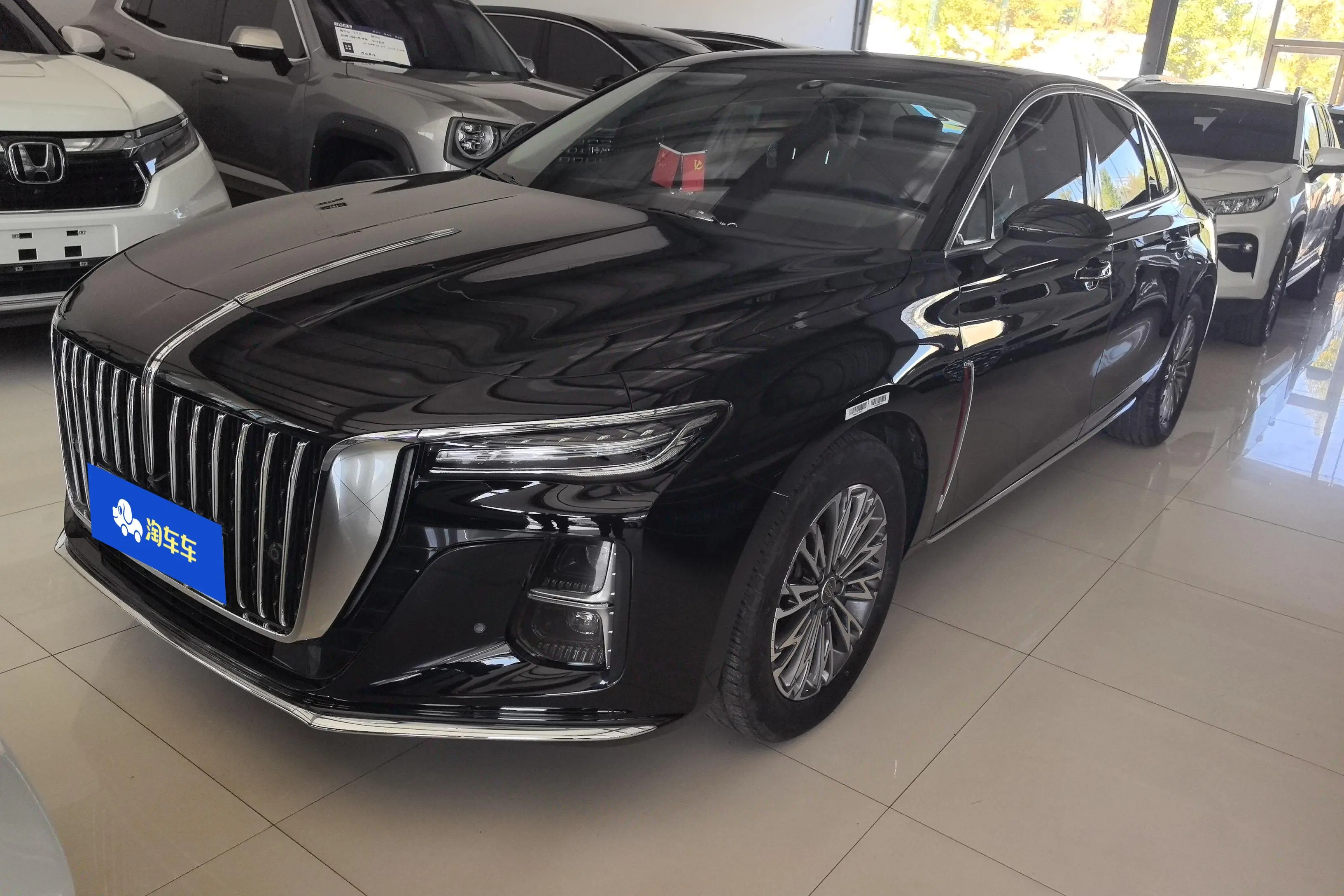 Hongqi H5  из Китая