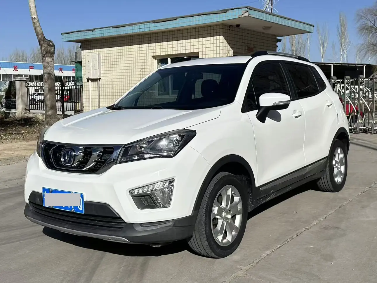 Changan CS15  из Китая