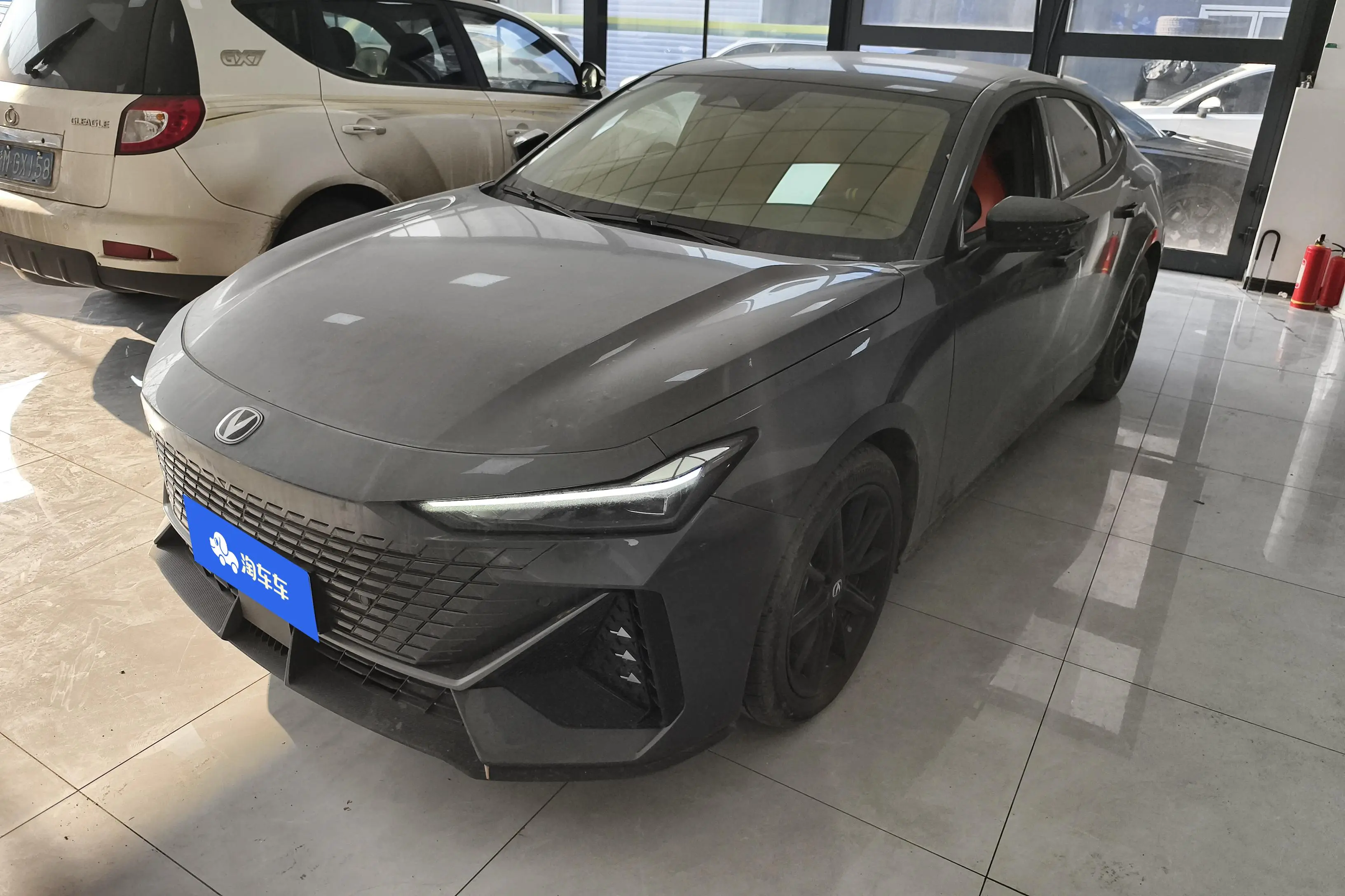 Changan UNI-V  из Китая