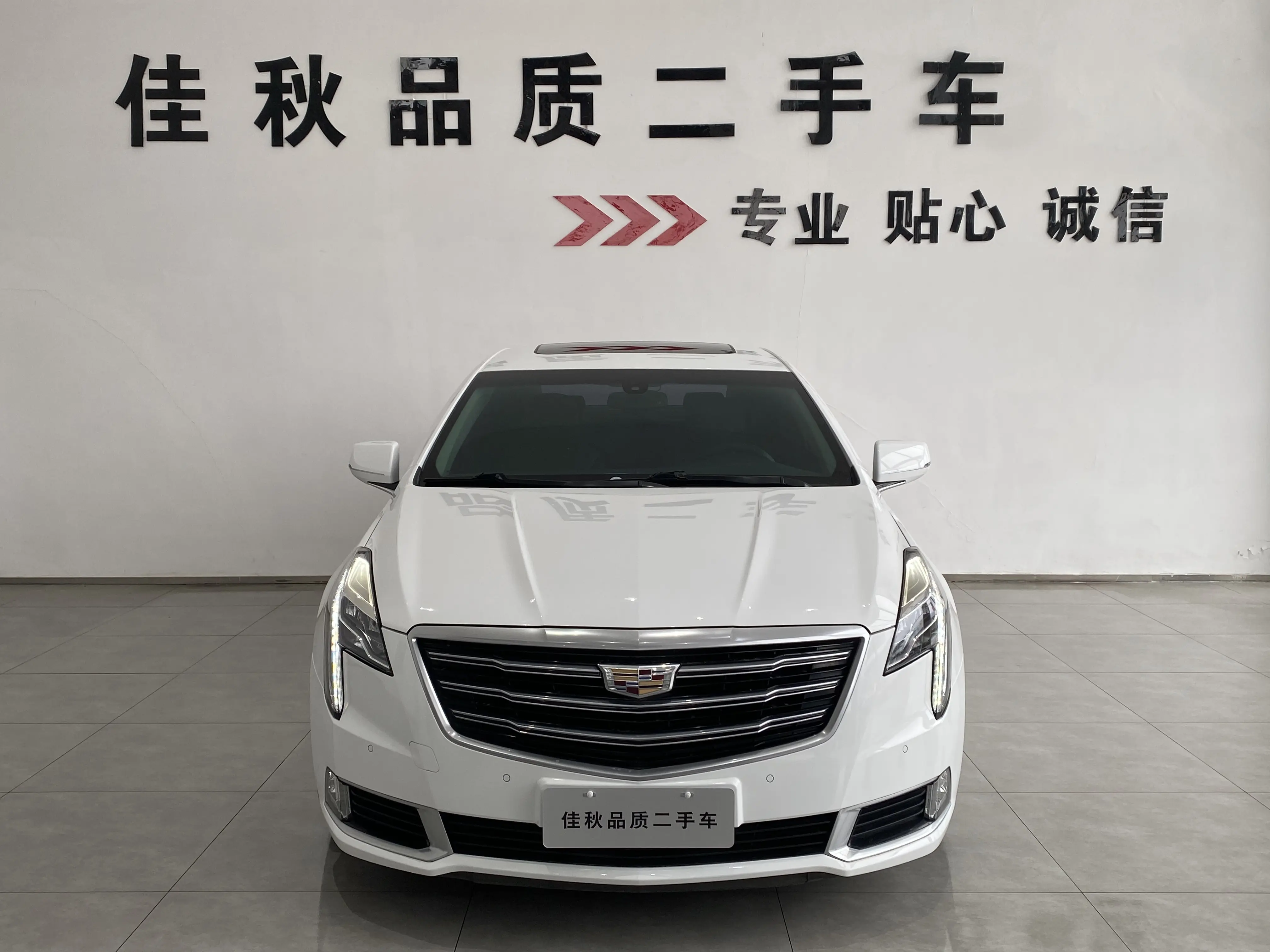Cadillac XTS  из Китая