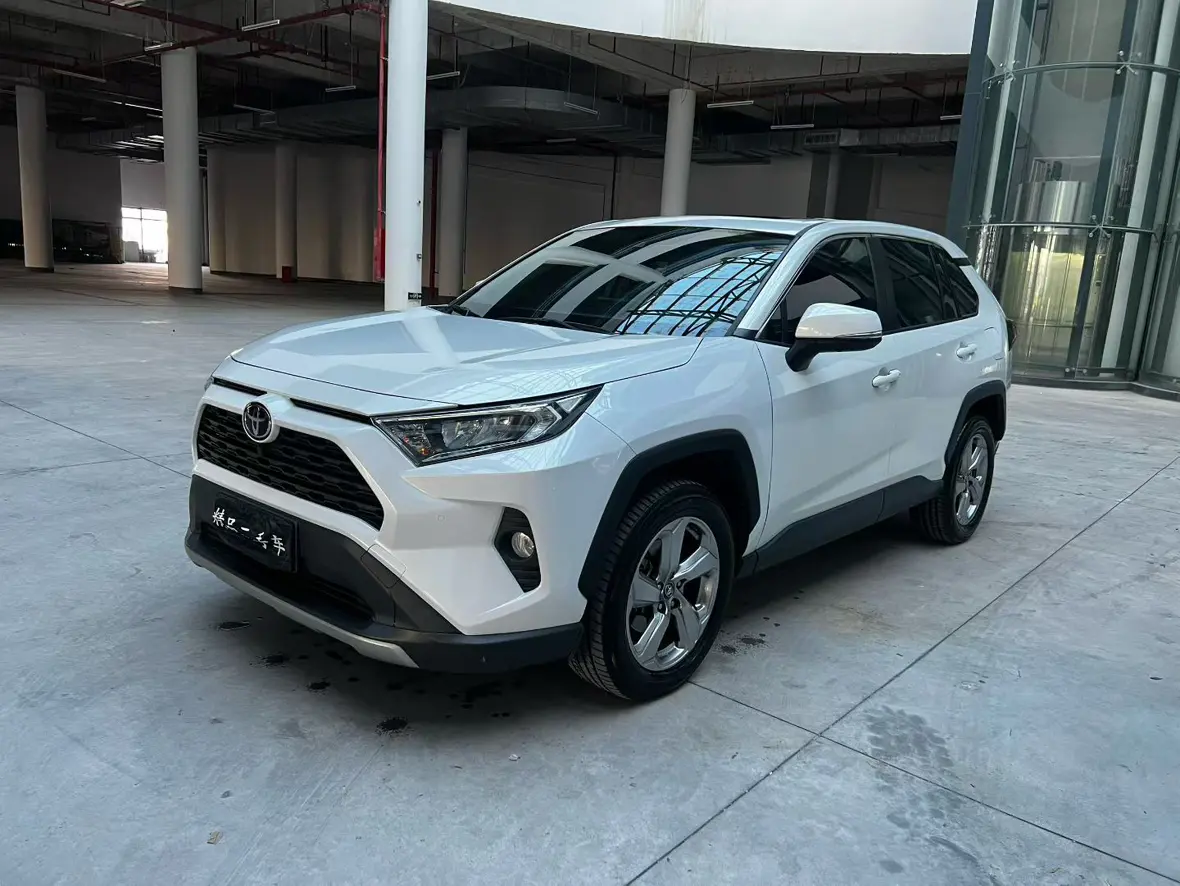 Toyota RAV4  из Китая