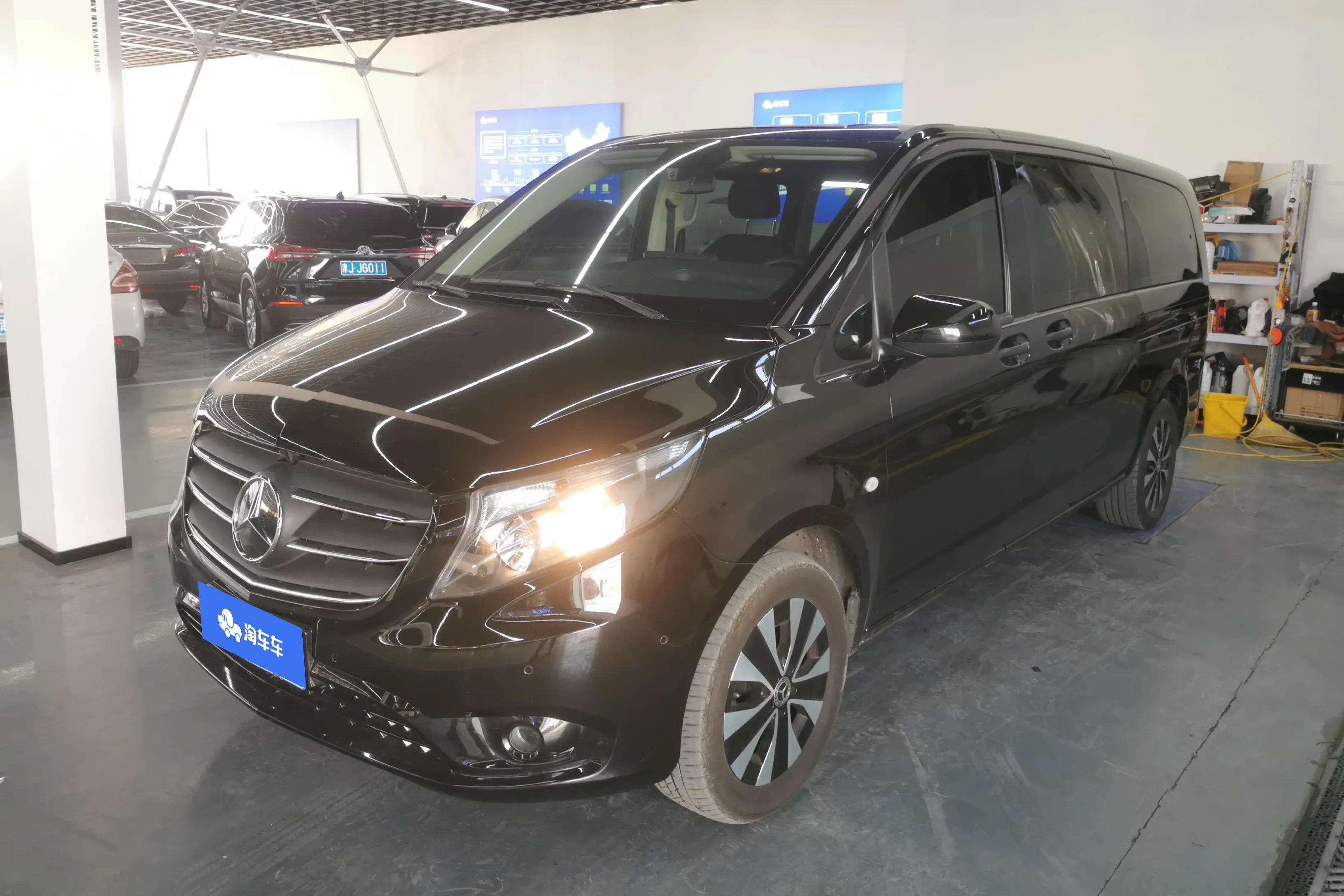 Mercedes-Benz Vito  из Китая
