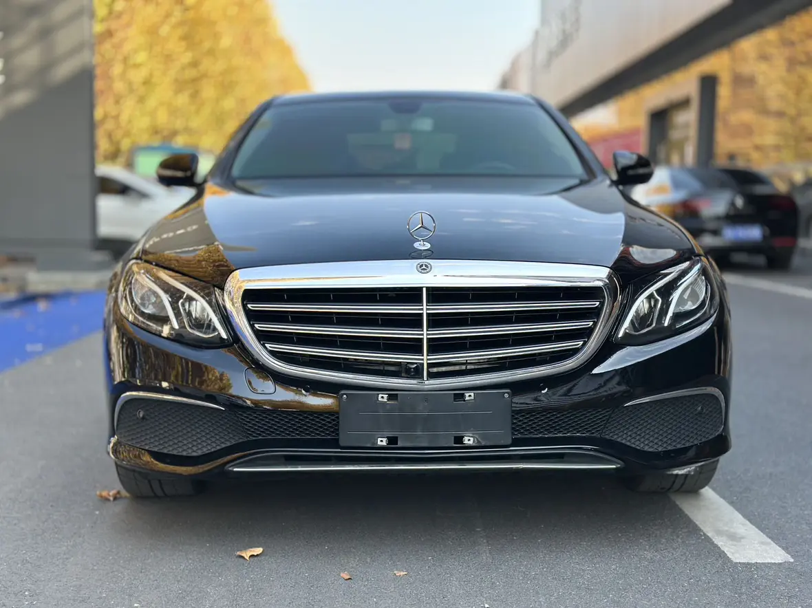 Mercedes-Benz E-Class  из Китая