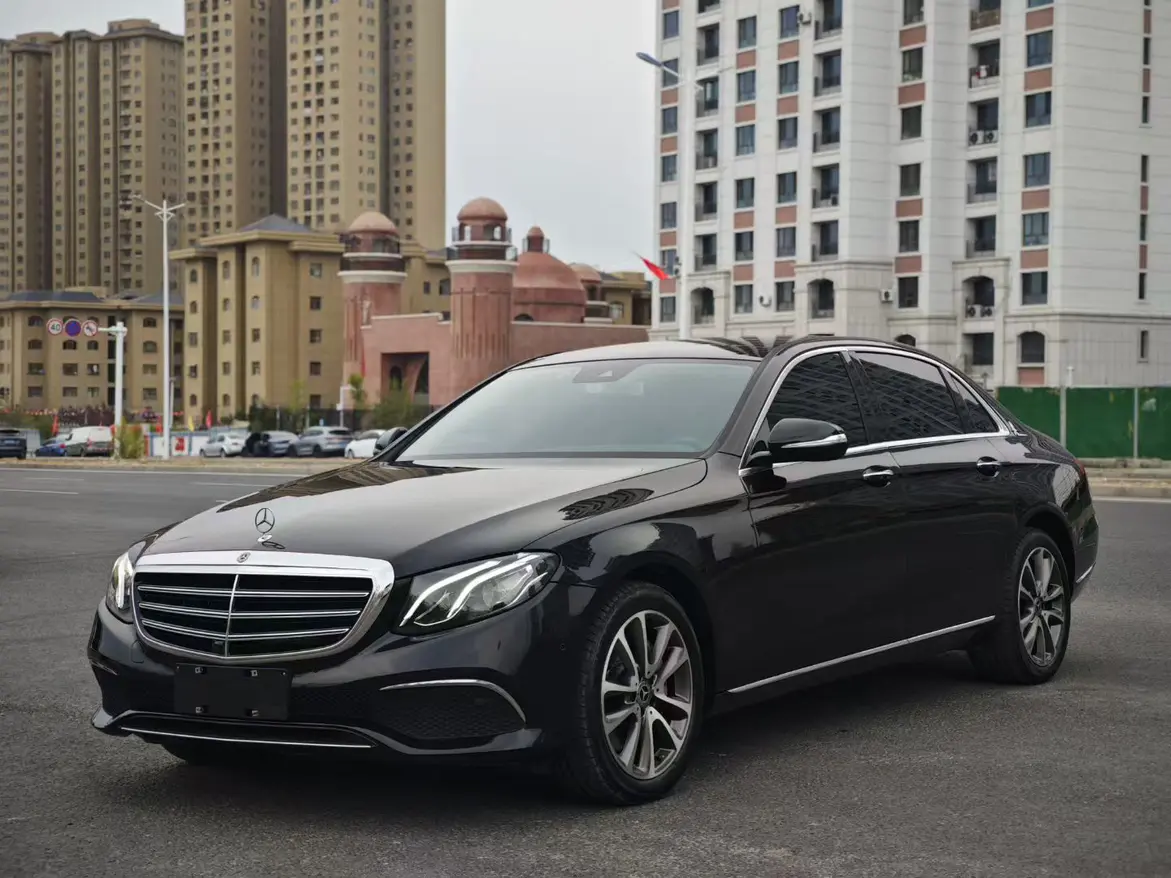 Mercedes-Benz E-Class  из Китая
