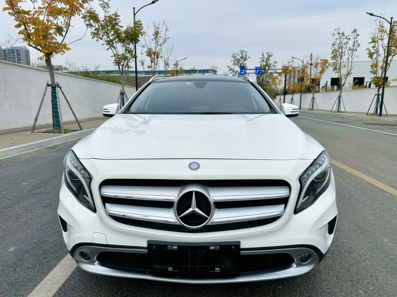 Mercedes-Benz GLA  из Китая