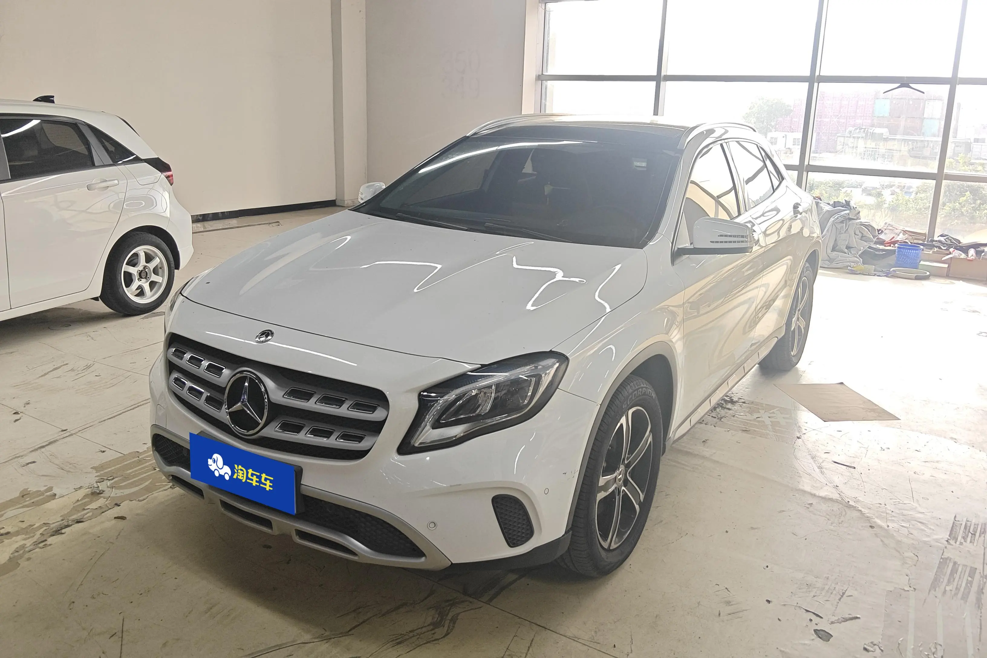 Mercedes-Benz GLA  из Китая