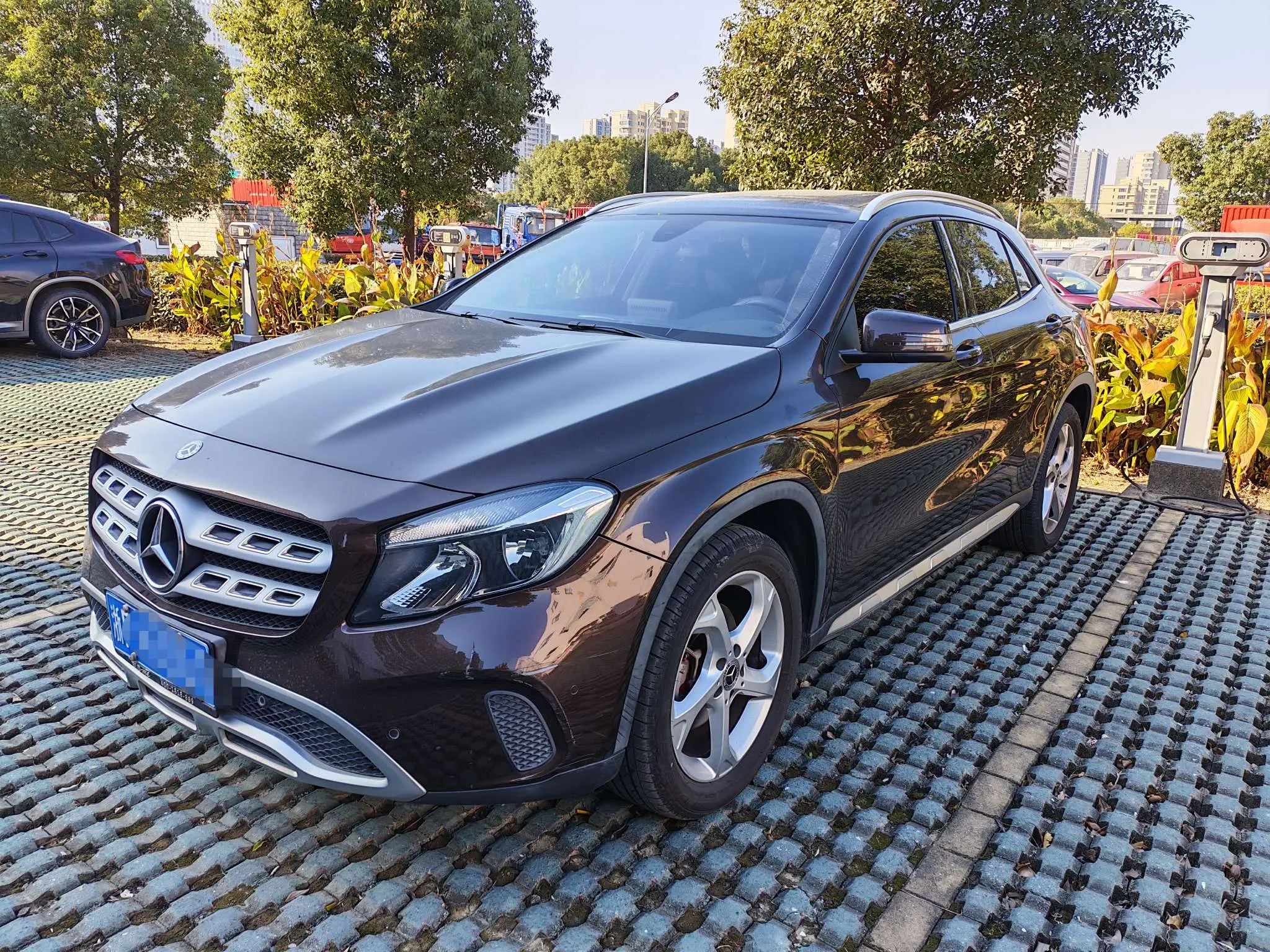 Mercedes-Benz GLA  из Китая