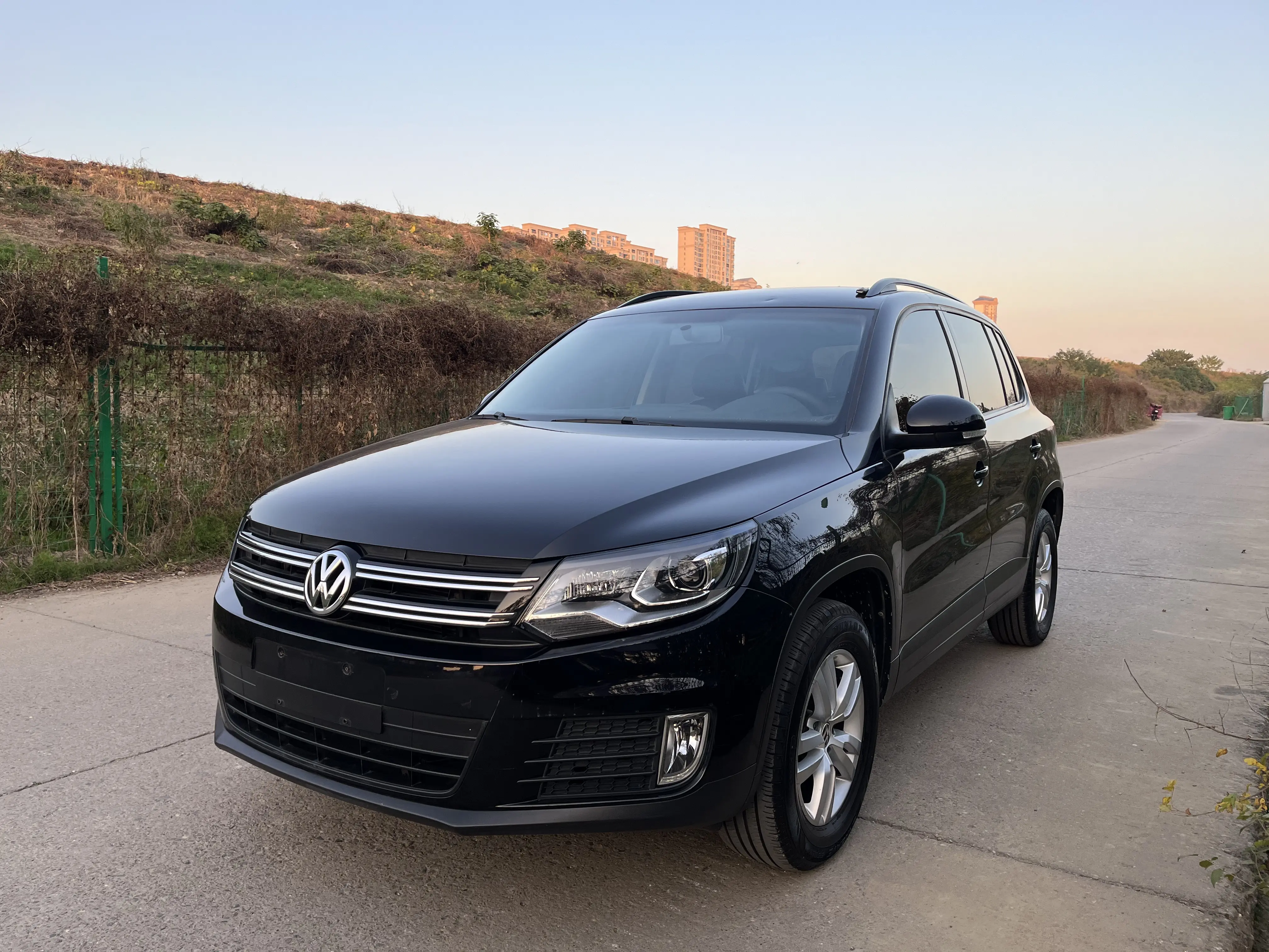 Volkswagen Tiguan  из Китая