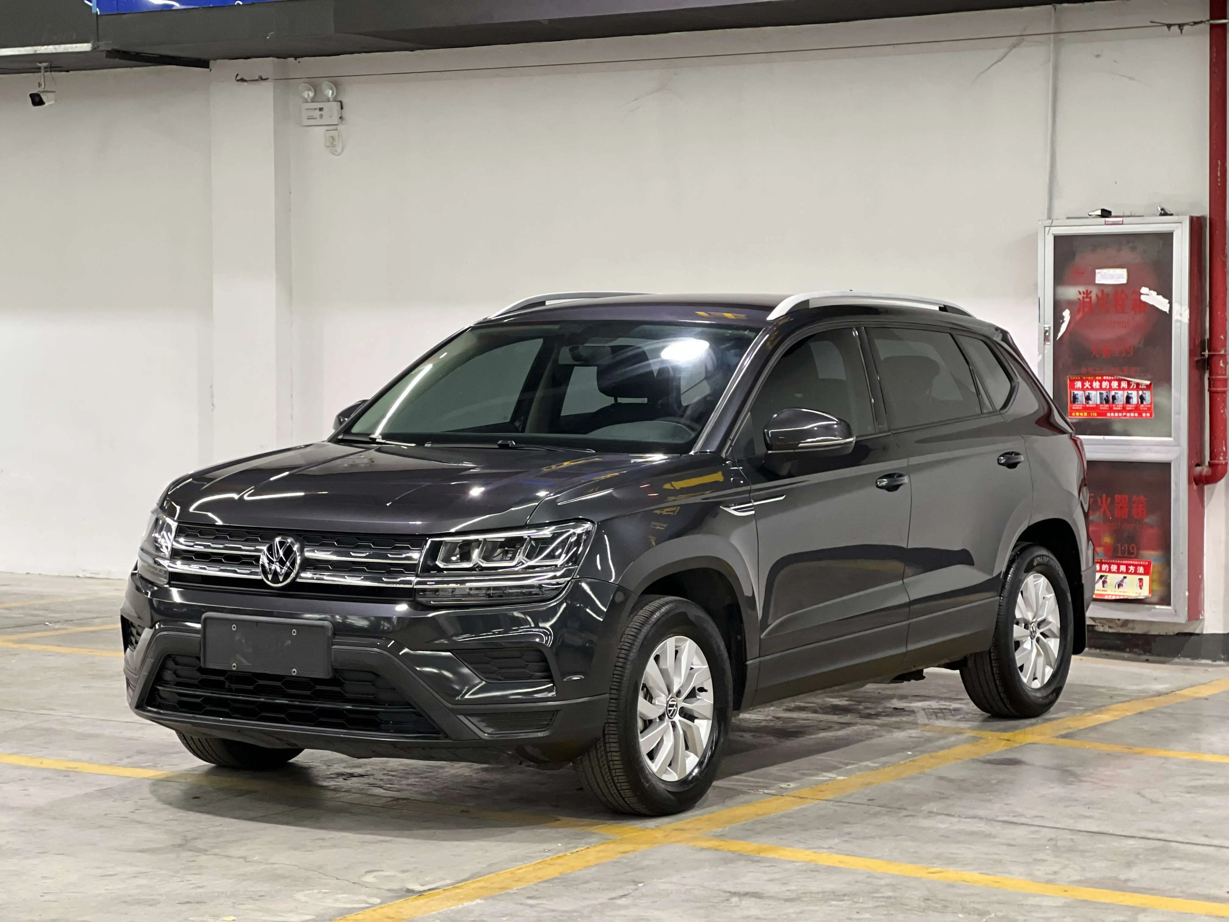 Volkswagen Tharu  из Китая