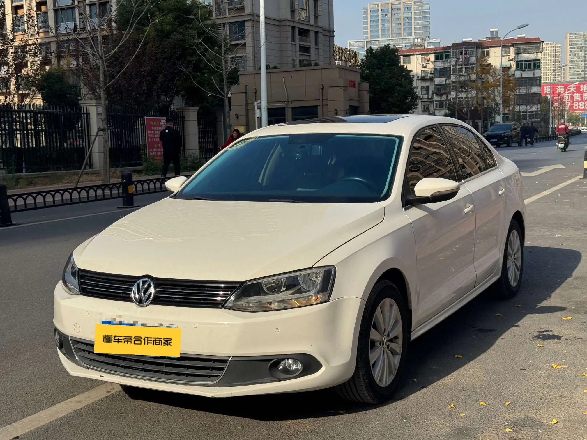 Volkswagen Sagitar  из Китая