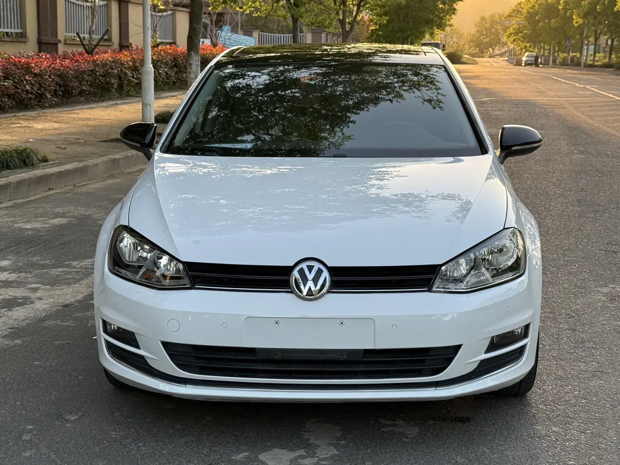 Volkswagen Golf  из Китая