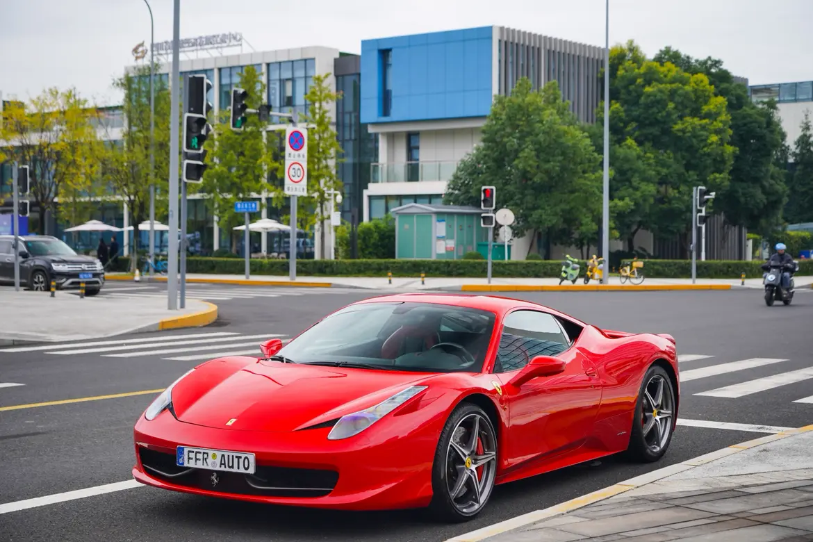 Ferrari 458  из Китая