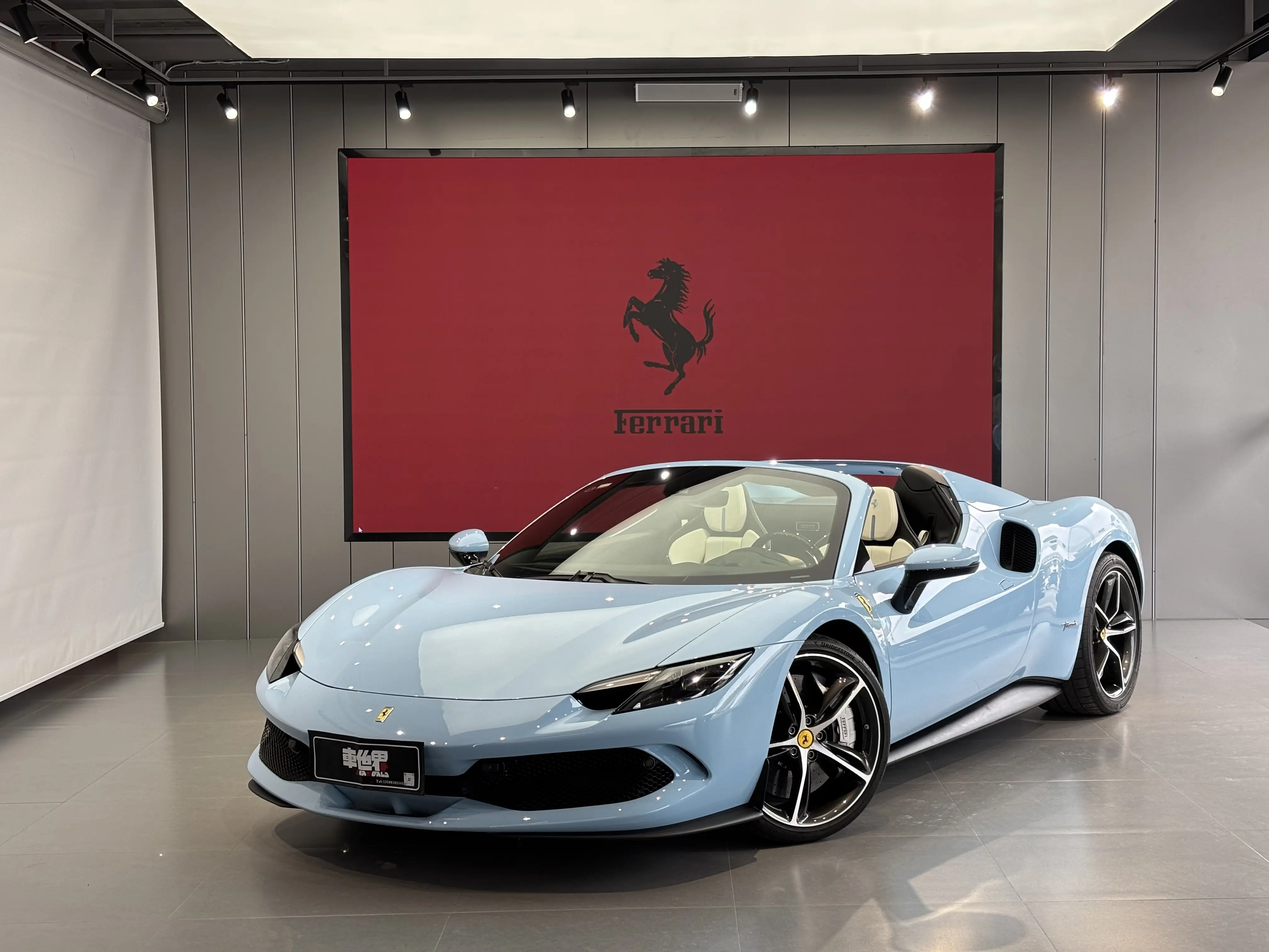 Ferrari 296  из Китая