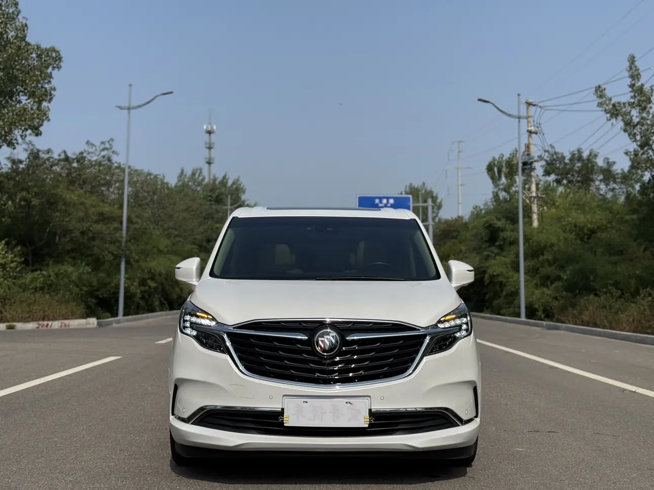 Buick GL8  из Китая