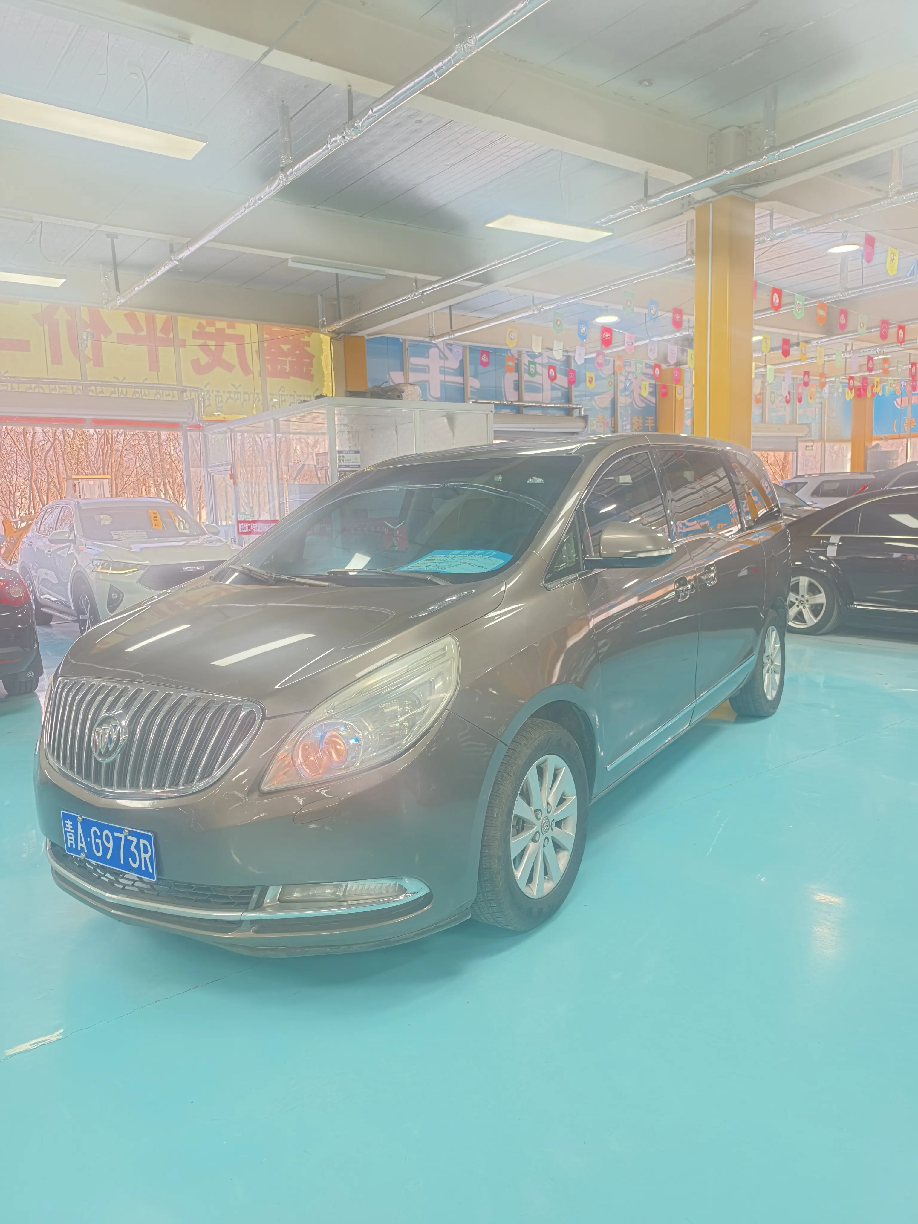 Buick GL8  из Китая