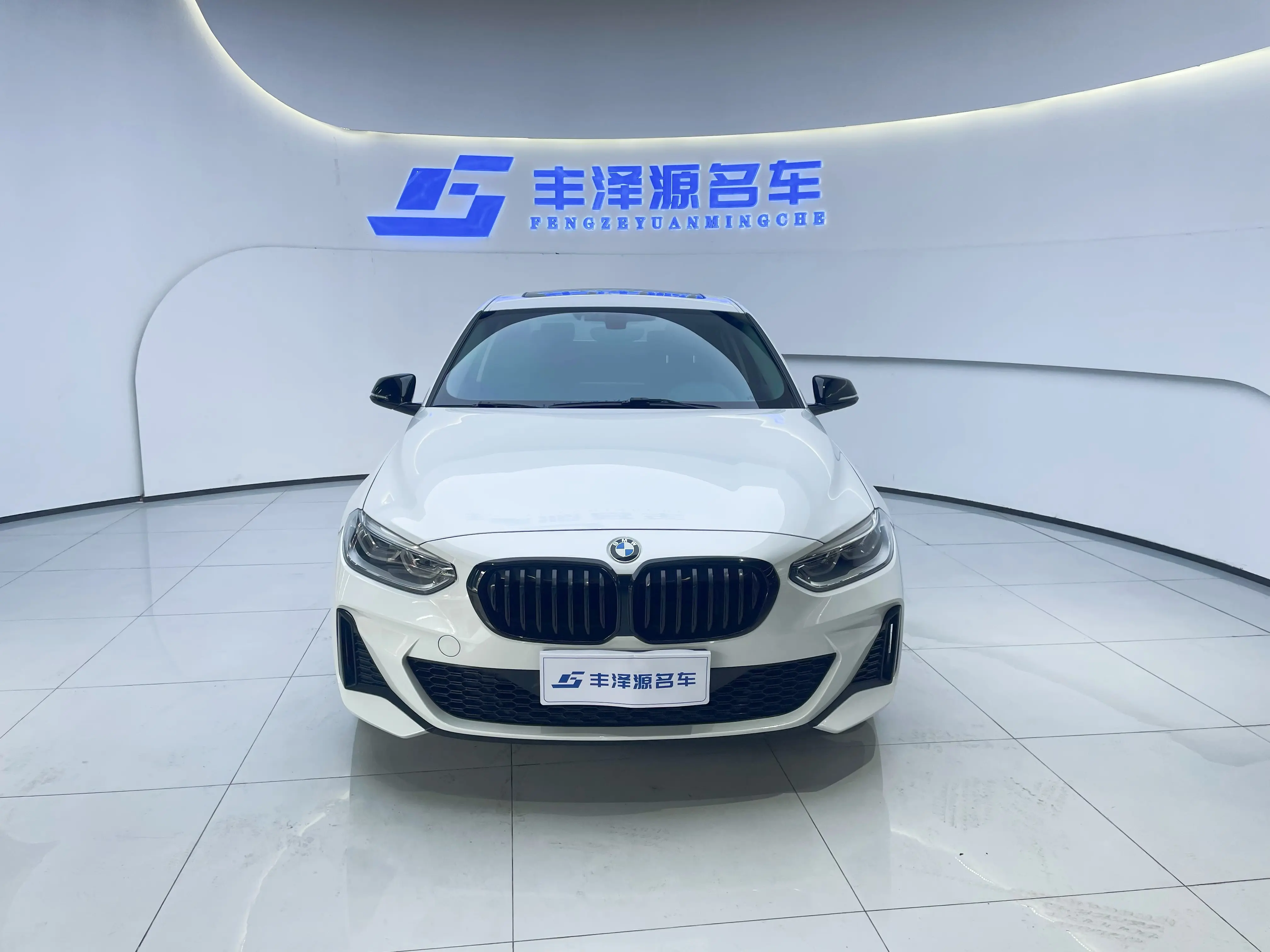 BMW 1 Series  из Китая